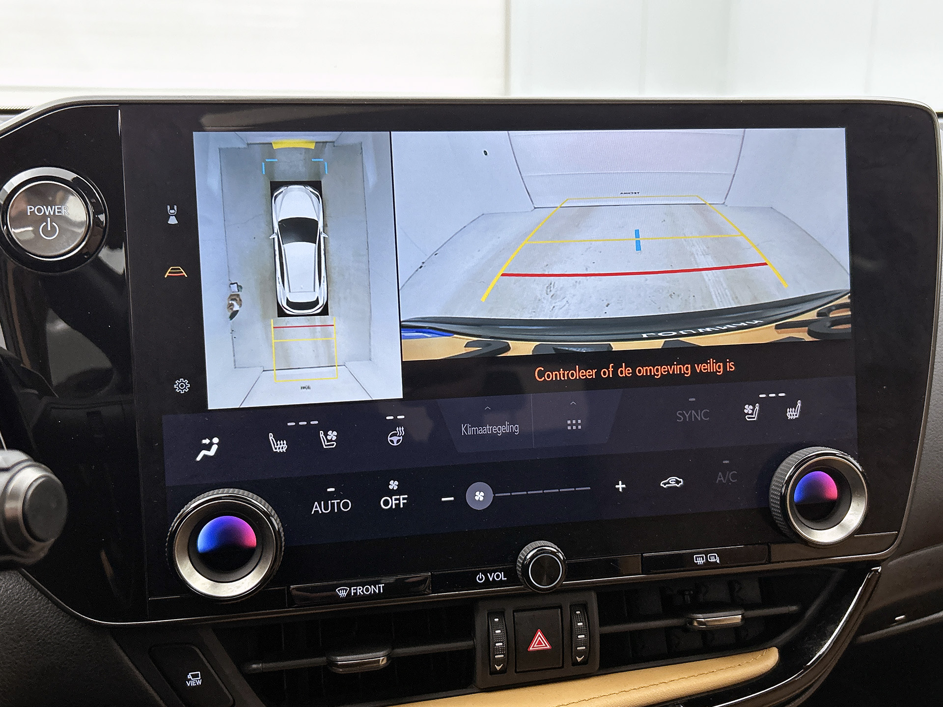 Foto van Lexus NX