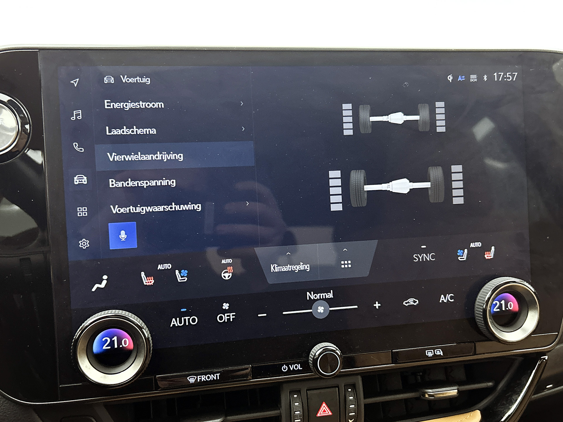 Foto van Lexus NX