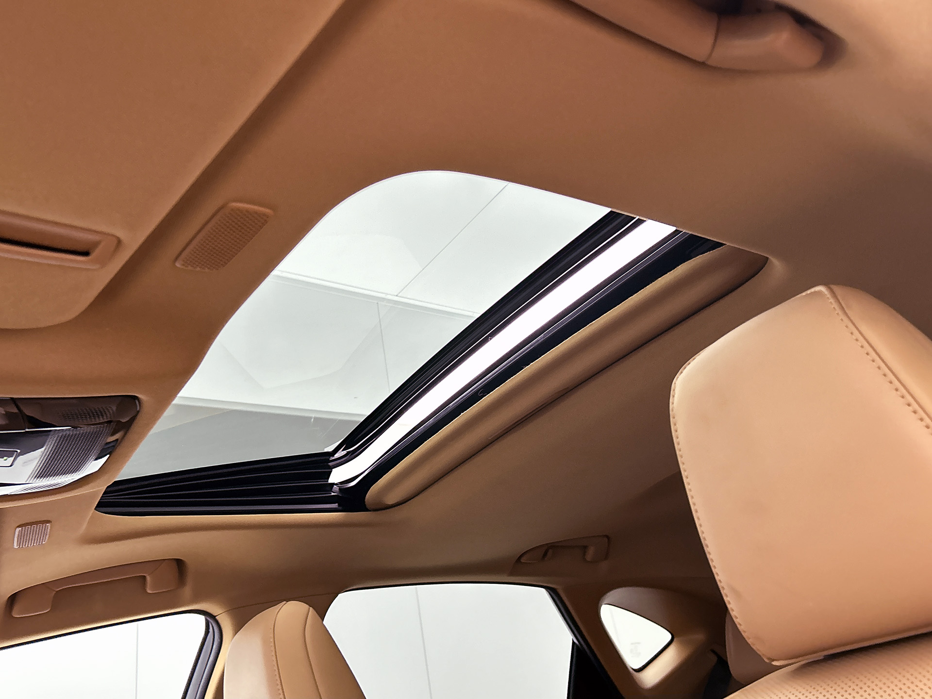 Foto van Lexus NX