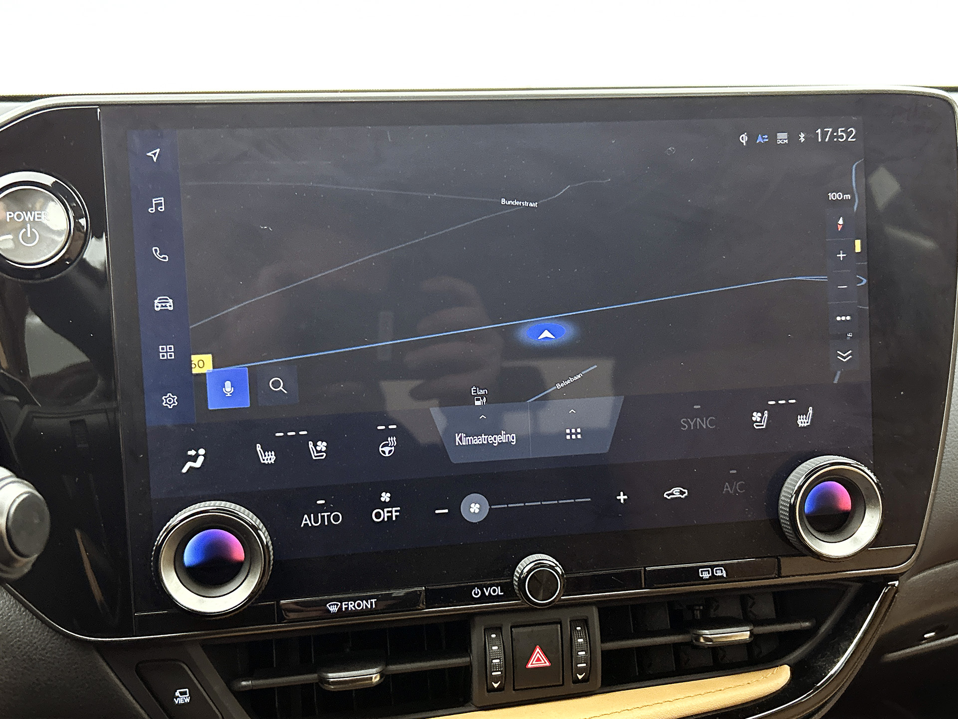 Foto van Lexus NX