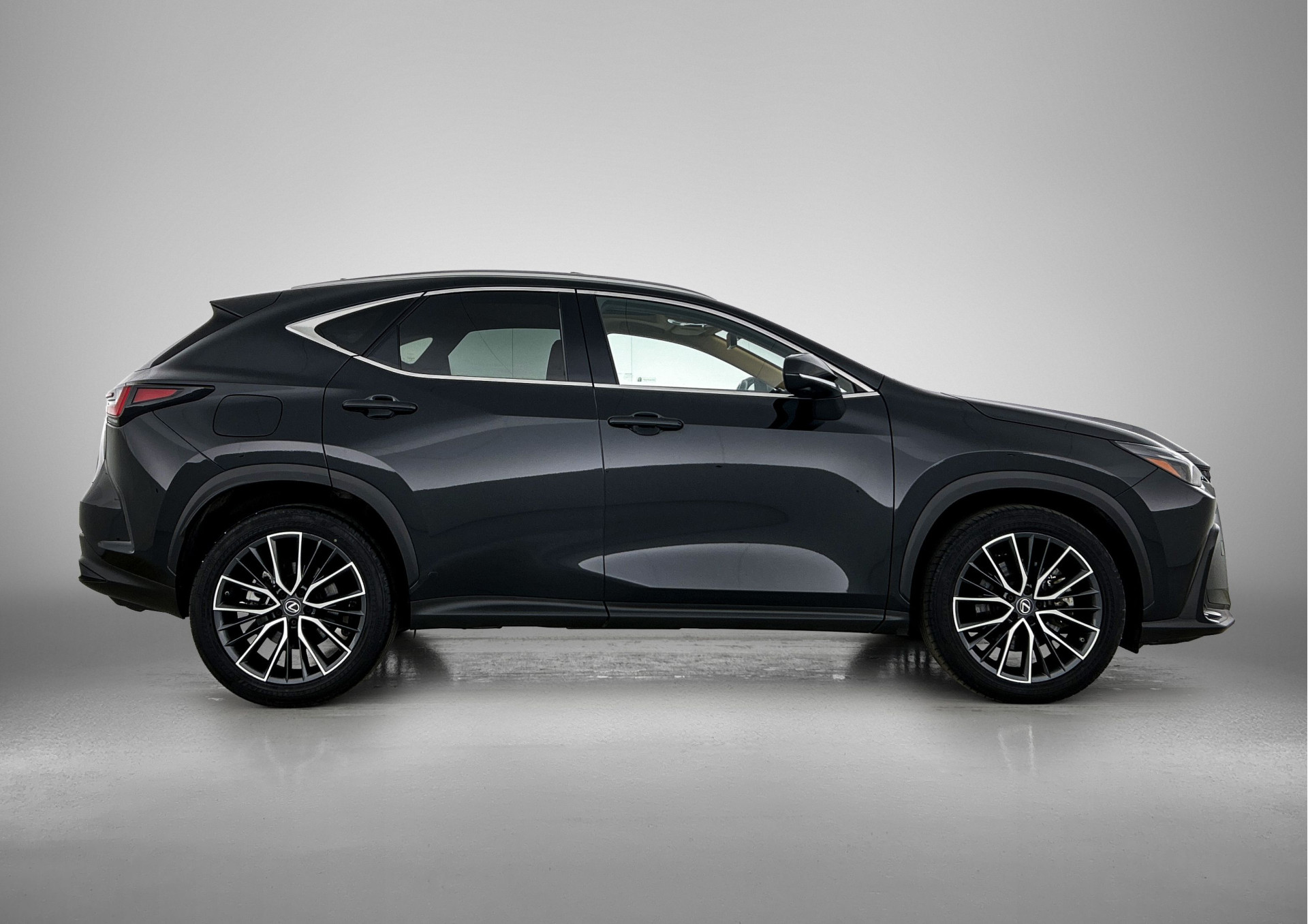 Foto van Lexus NX