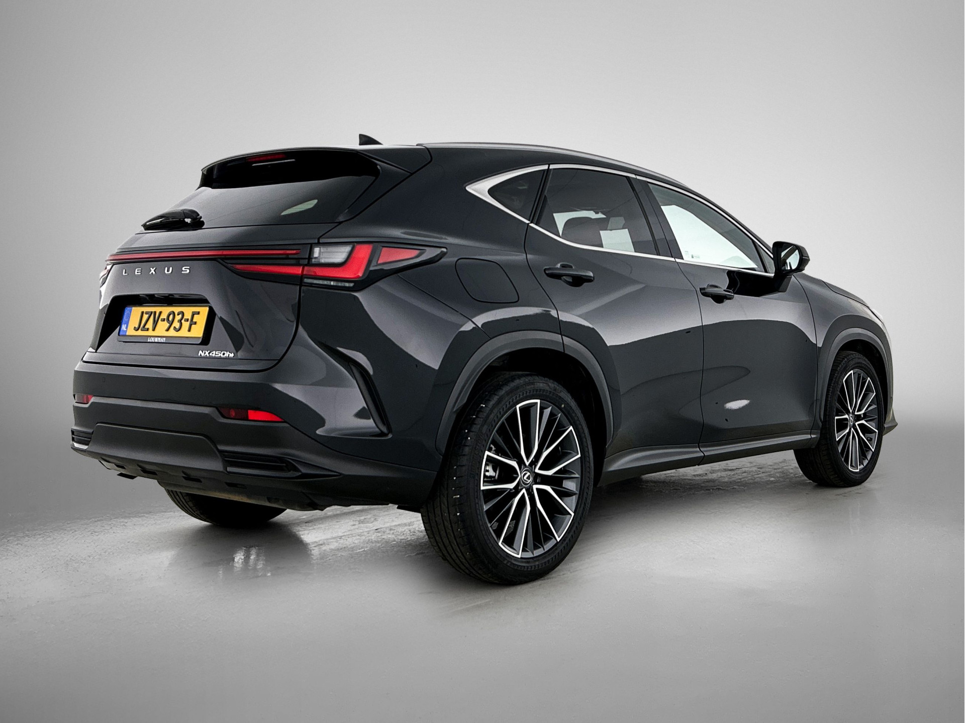 Foto van Lexus NX