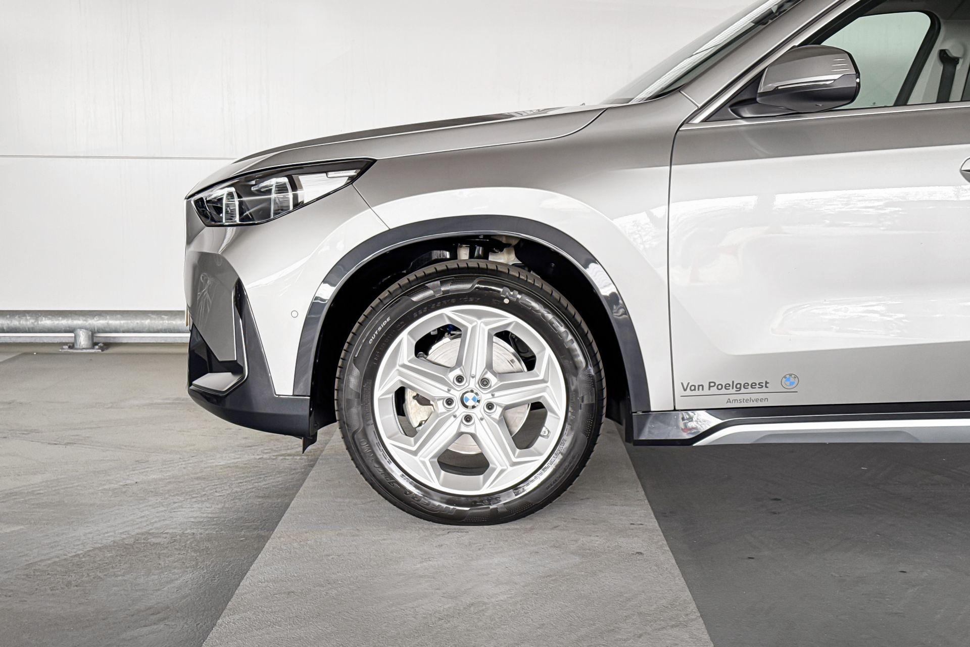 Foto van BMW Ix1 Edrive20