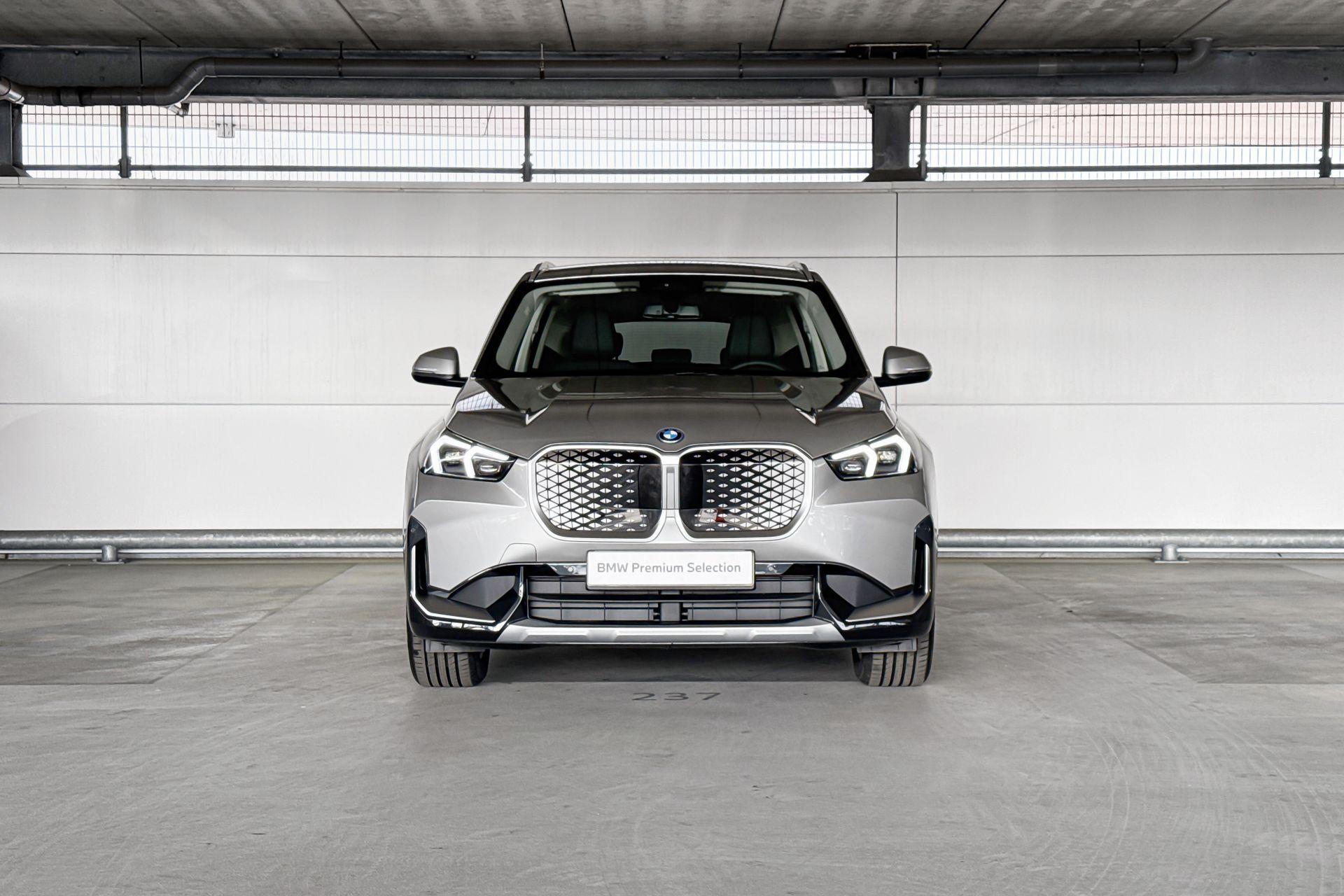 Foto van BMW Ix1 Edrive20