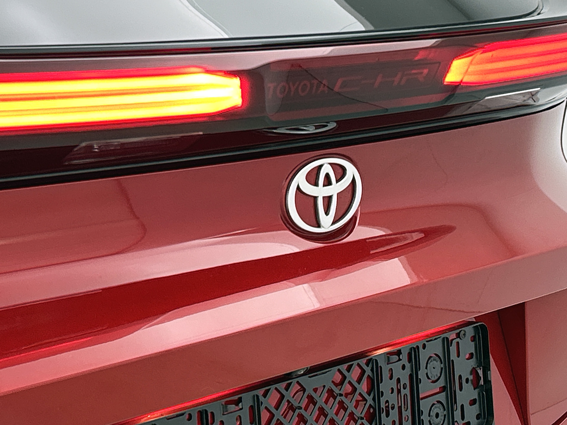 Foto van Toyota C-hr