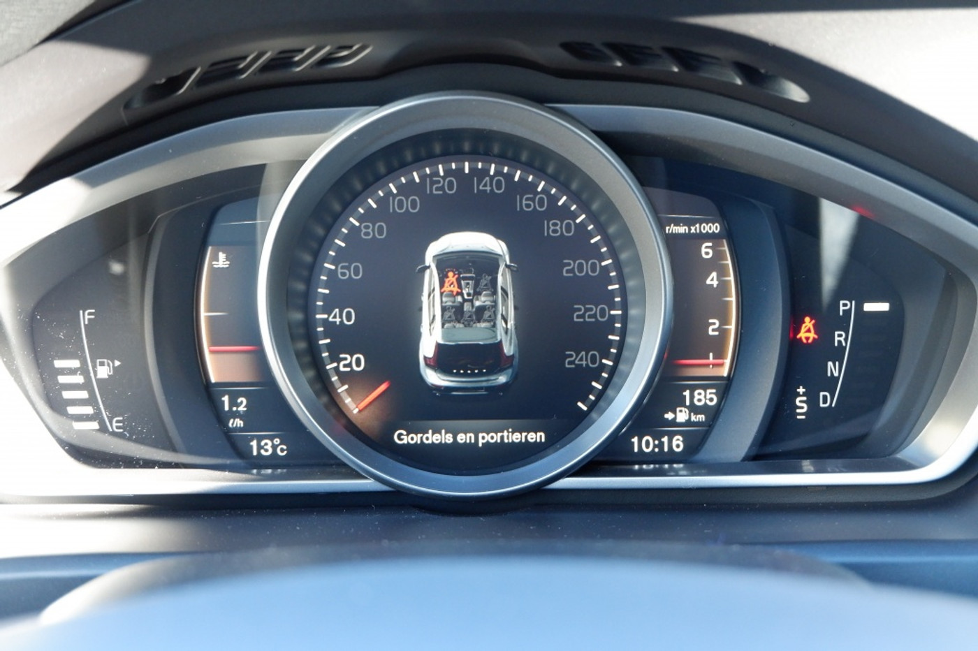 Foto van Volvo V40 Cross Country