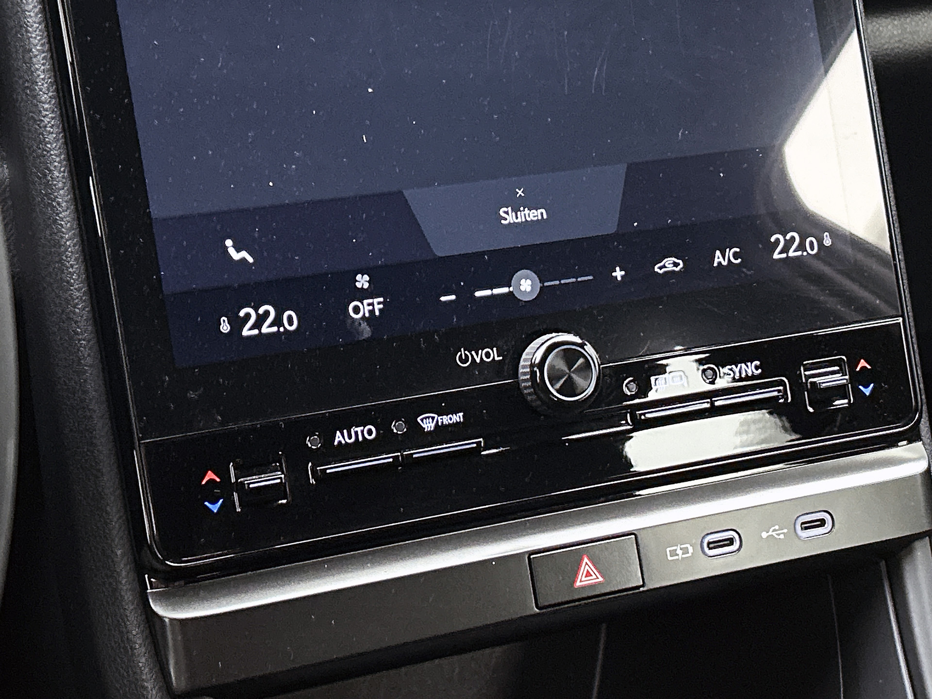 Foto van Lexus Lexus LBX