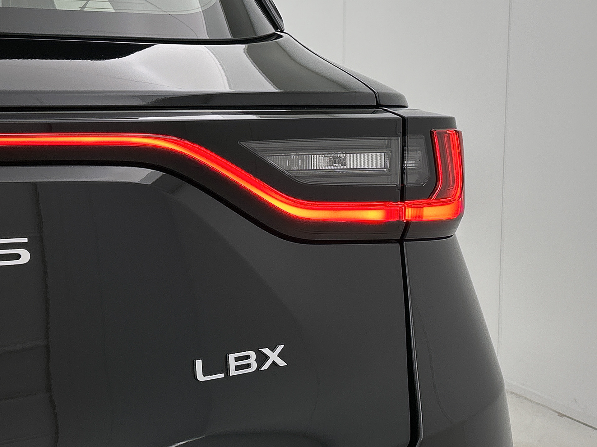 Foto van Lexus Lexus LBX
