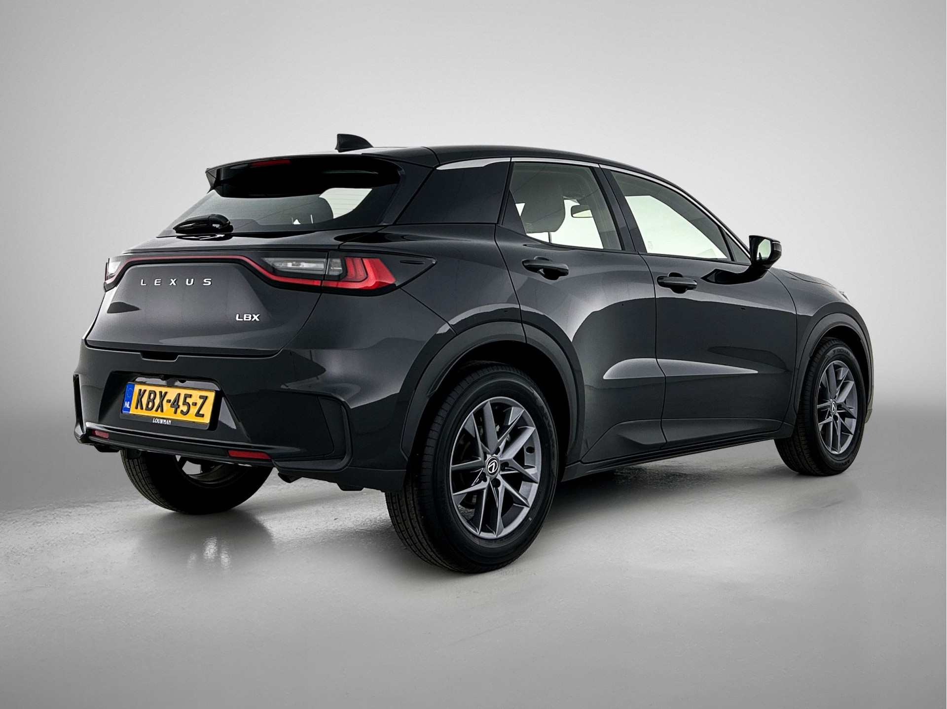 Foto van Lexus Lexus LBX