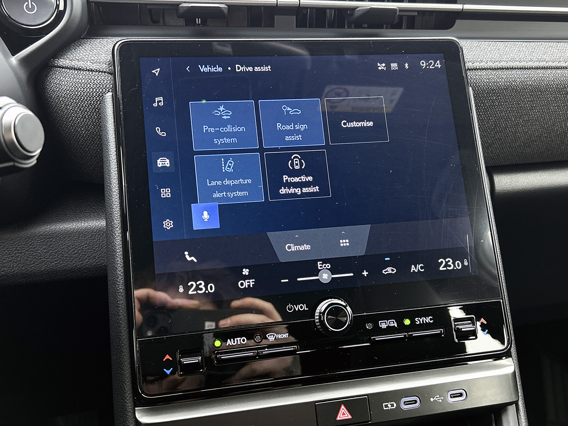 Foto van Lexus Lexus LBX