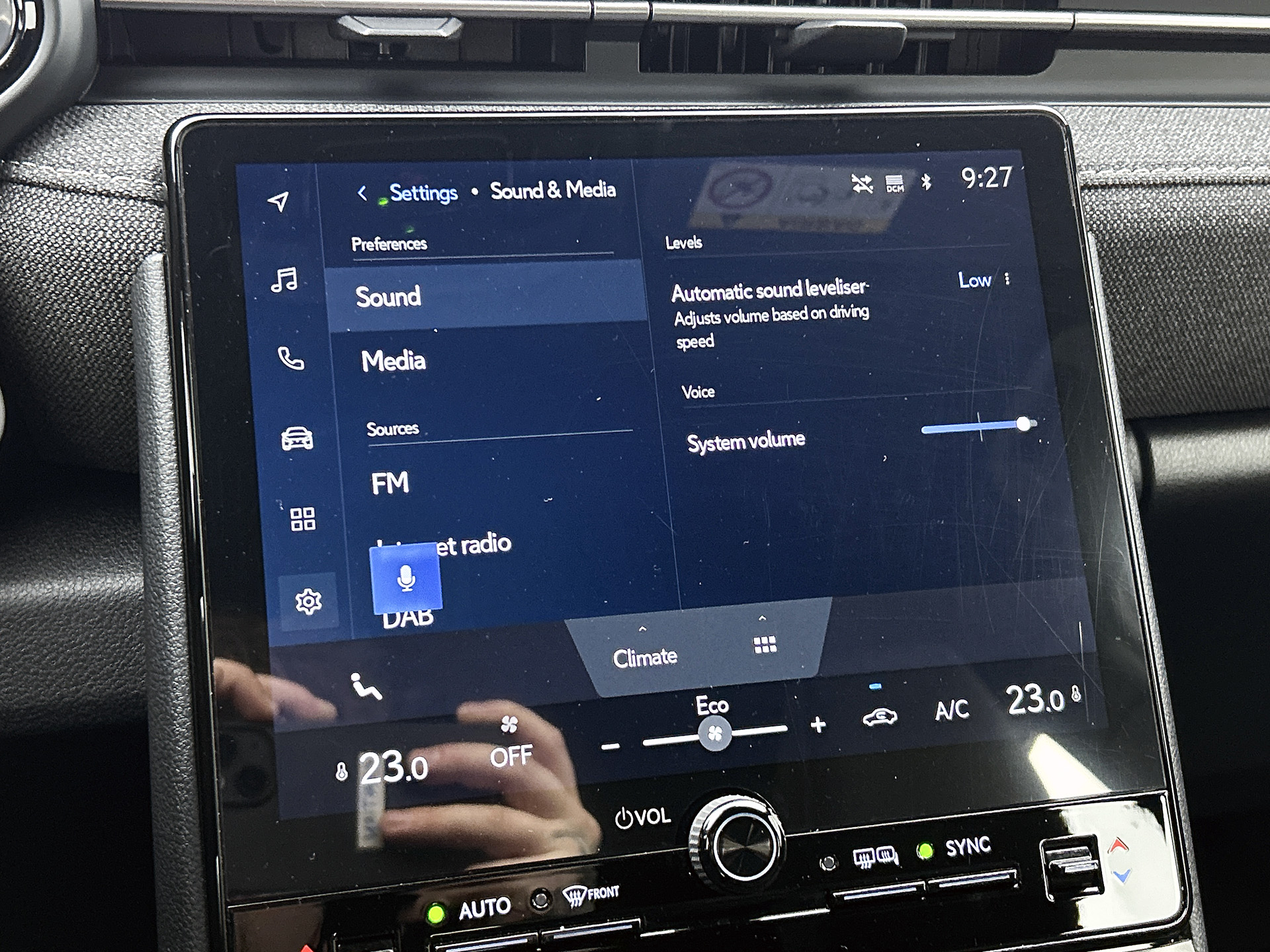 Foto van Lexus Lexus LBX