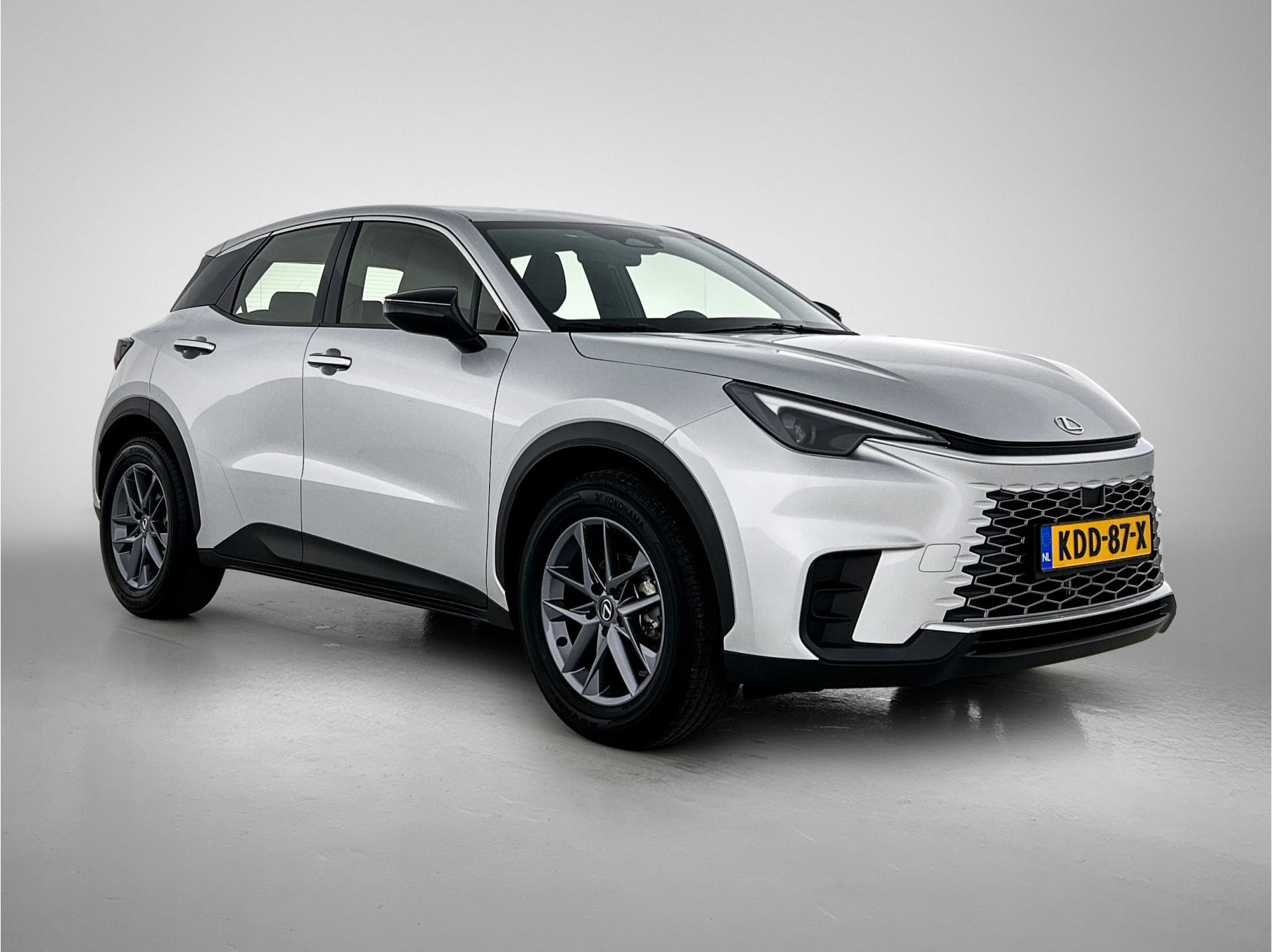 Foto van Lexus Lexus LBX