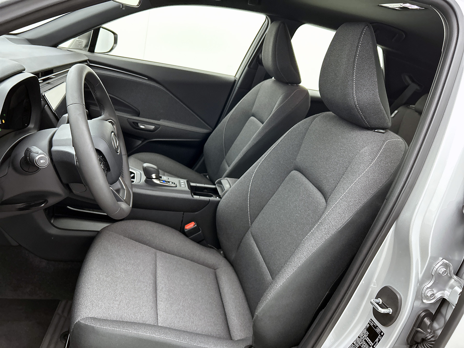 Foto van Lexus Lexus LBX
