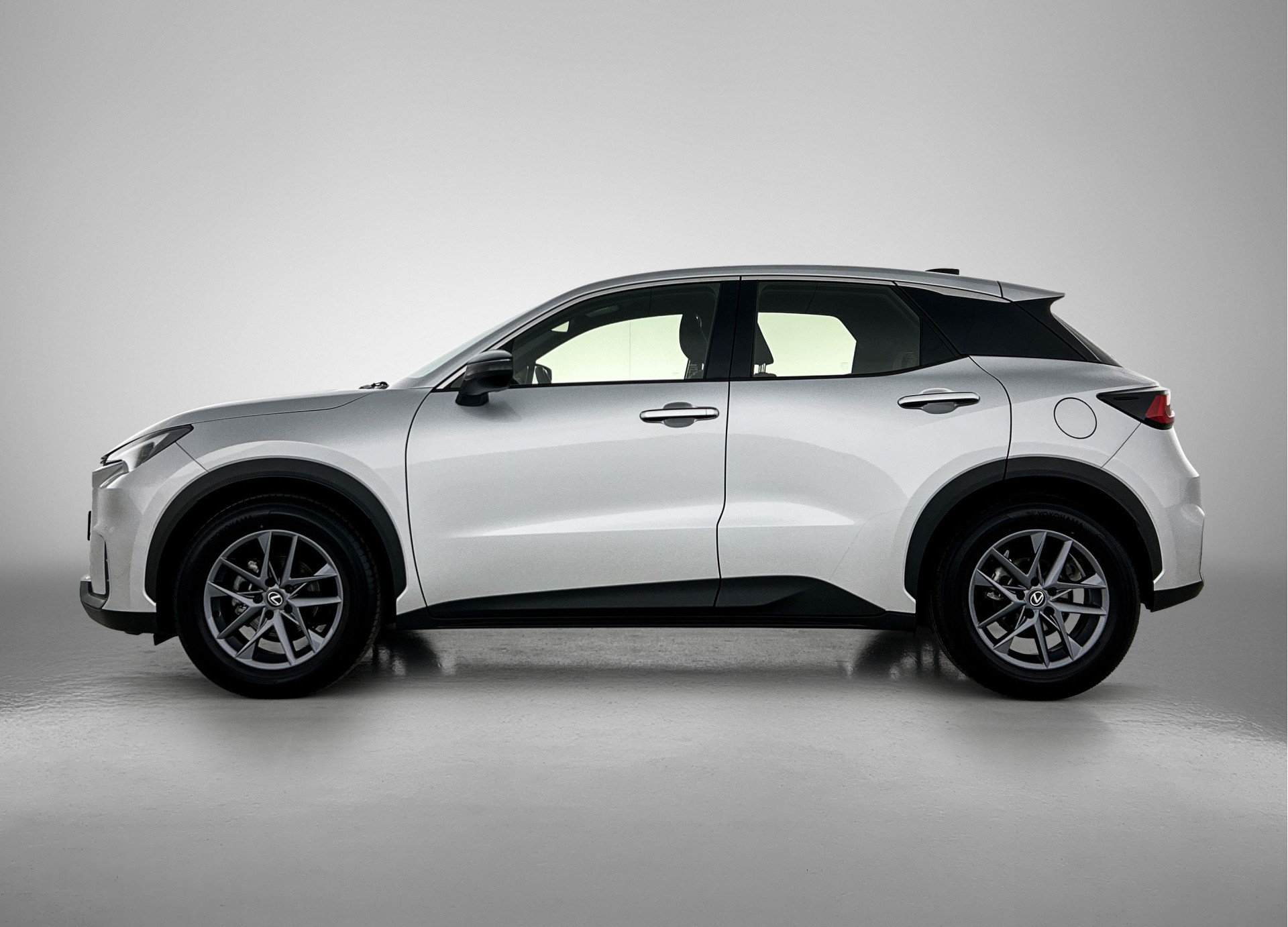 Foto van Lexus Lexus LBX