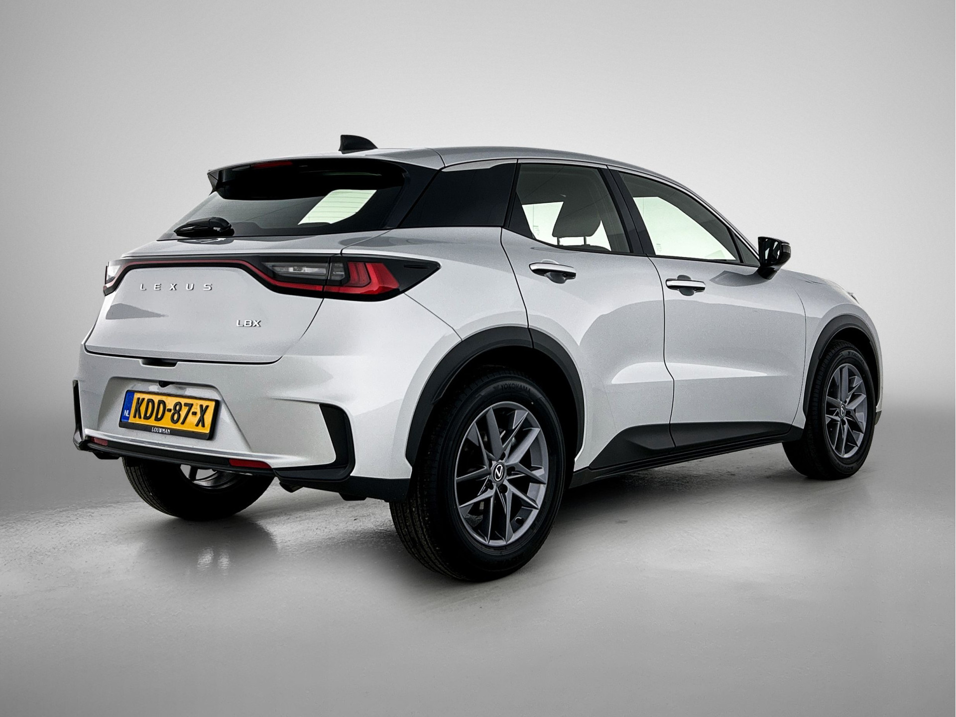 Foto van Lexus Lexus LBX