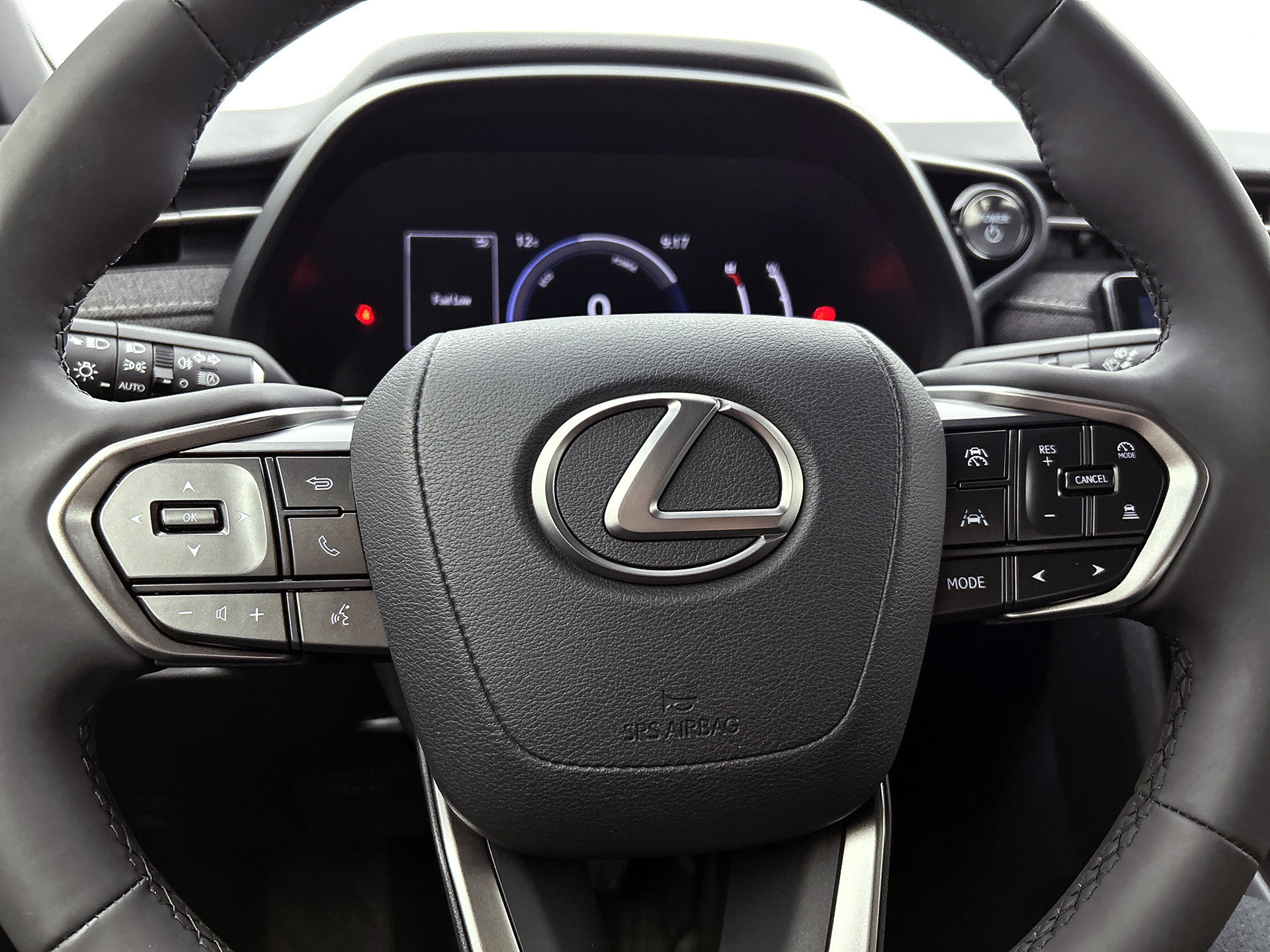 Foto van Lexus Lexus LBX