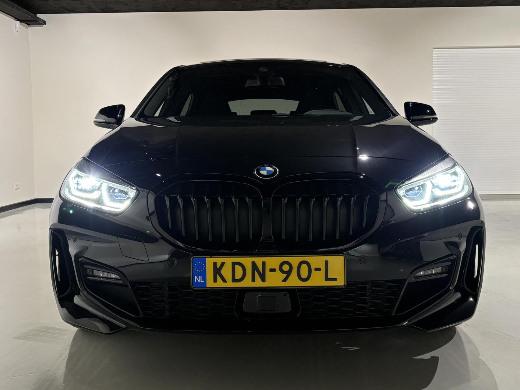 Foto van BMW 118i