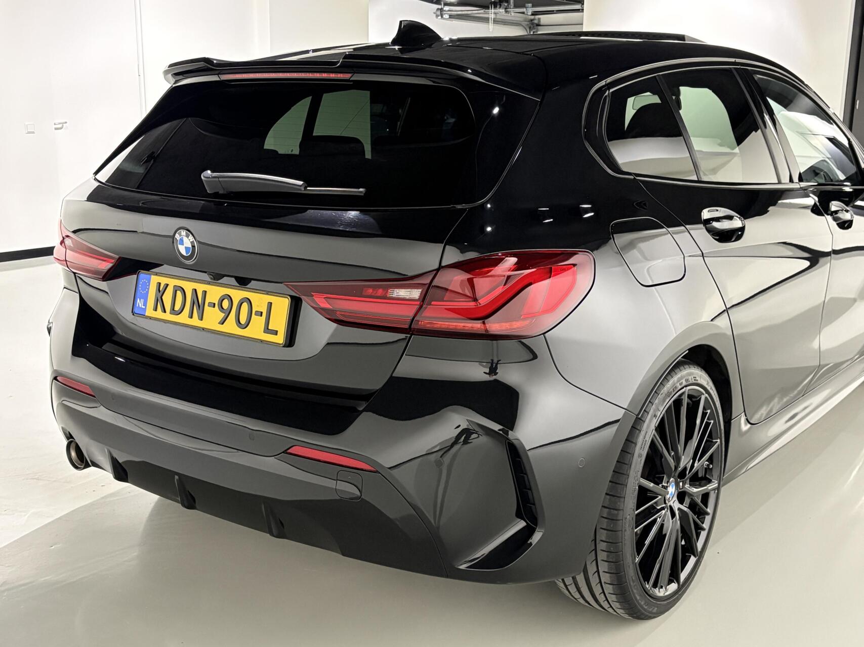 Foto van BMW 118i