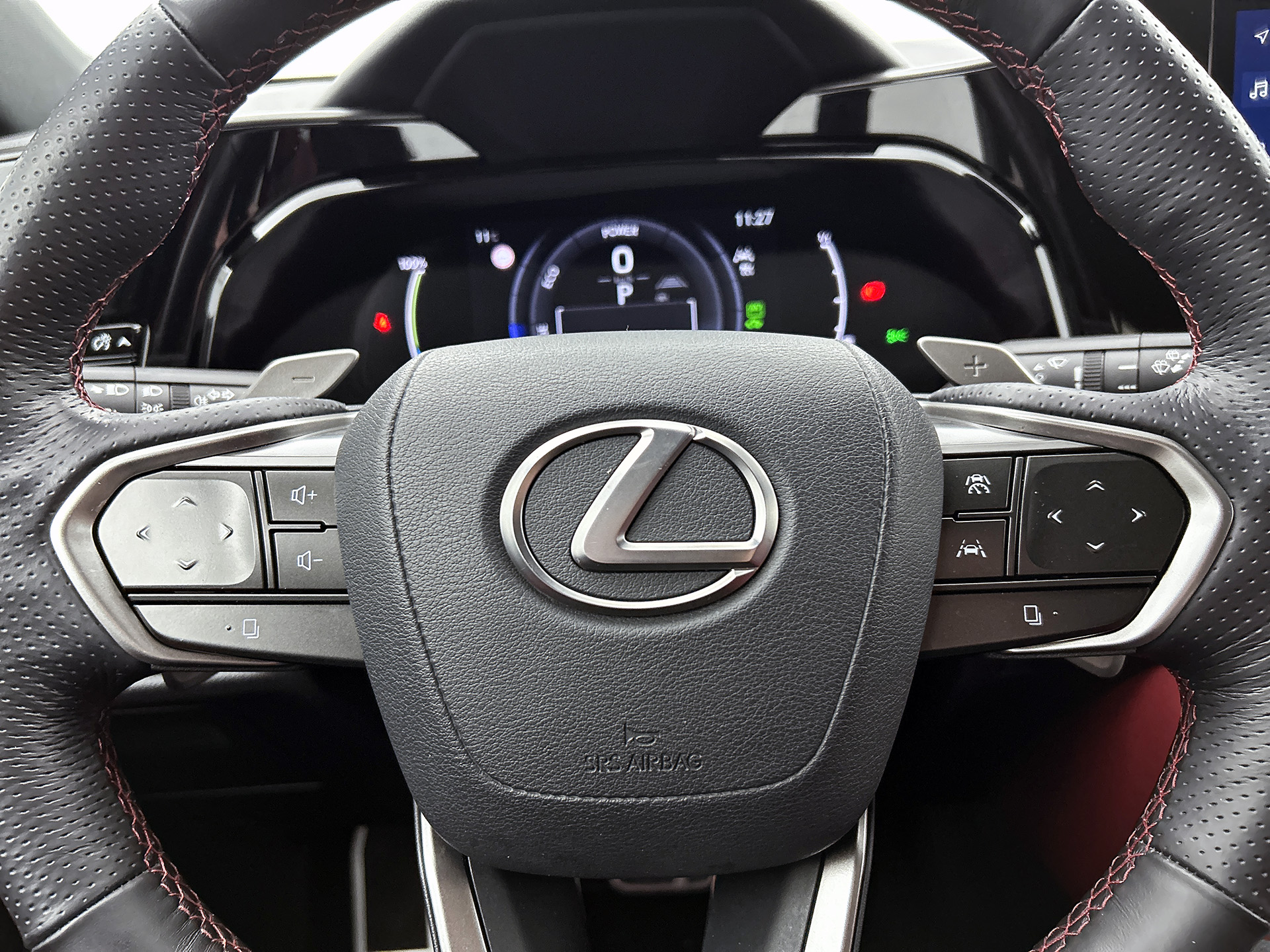Foto van Lexus Lexus Nx450h+