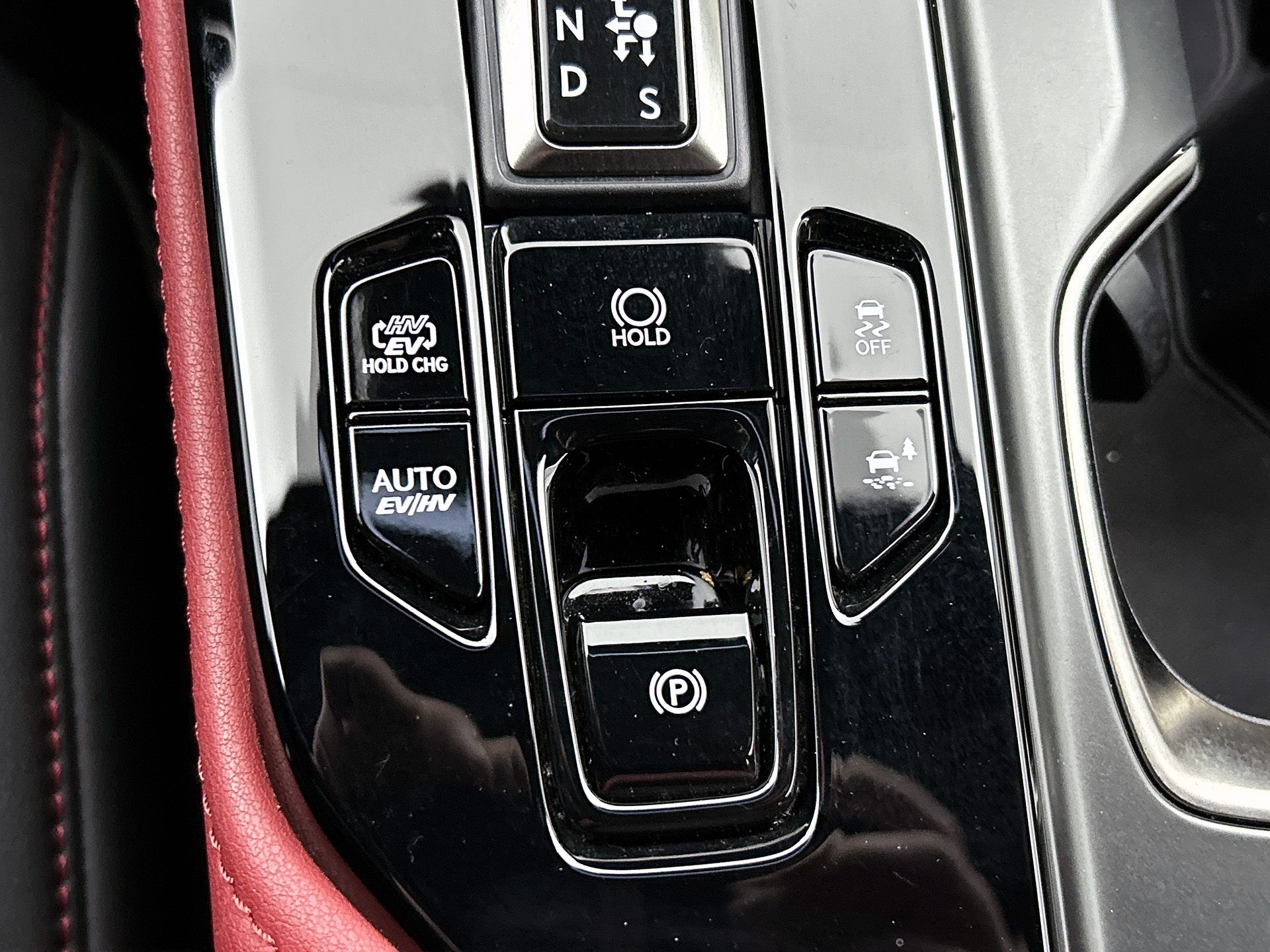 Foto van Lexus Lexus Nx450h+