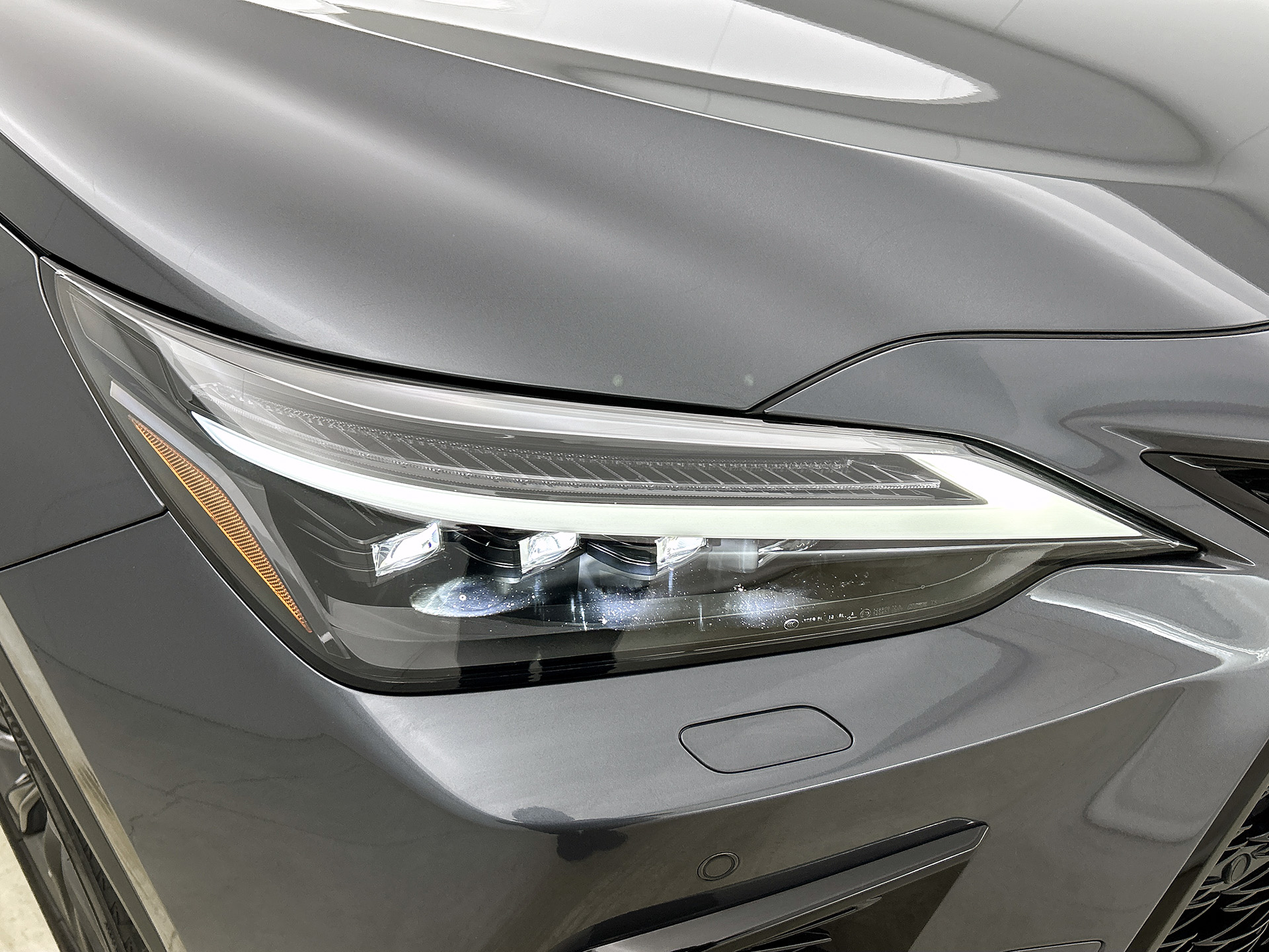 Foto van Lexus Lexus Nx450h+
