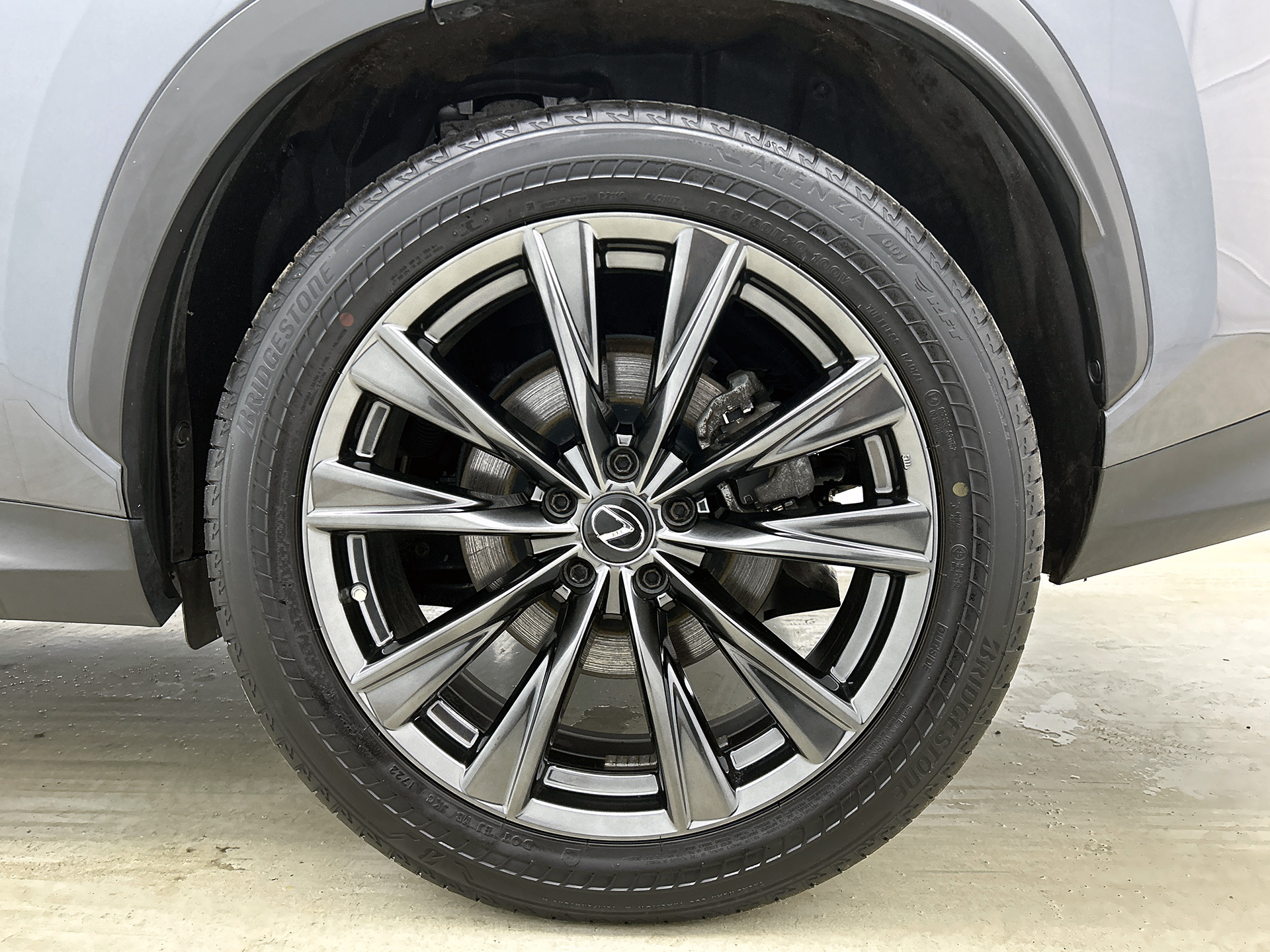 Foto van Lexus Lexus Nx450h+