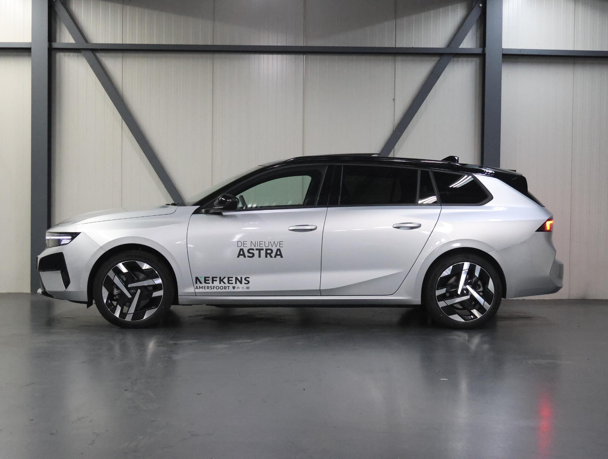 Foto van Opel Astra Sports Tourer