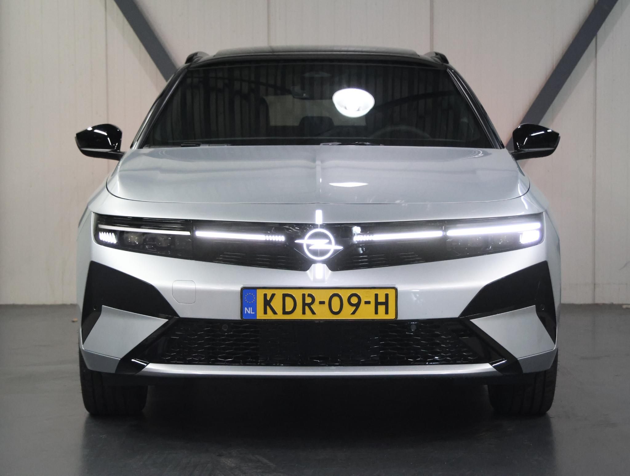 Foto van Opel Astra Sports Tourer