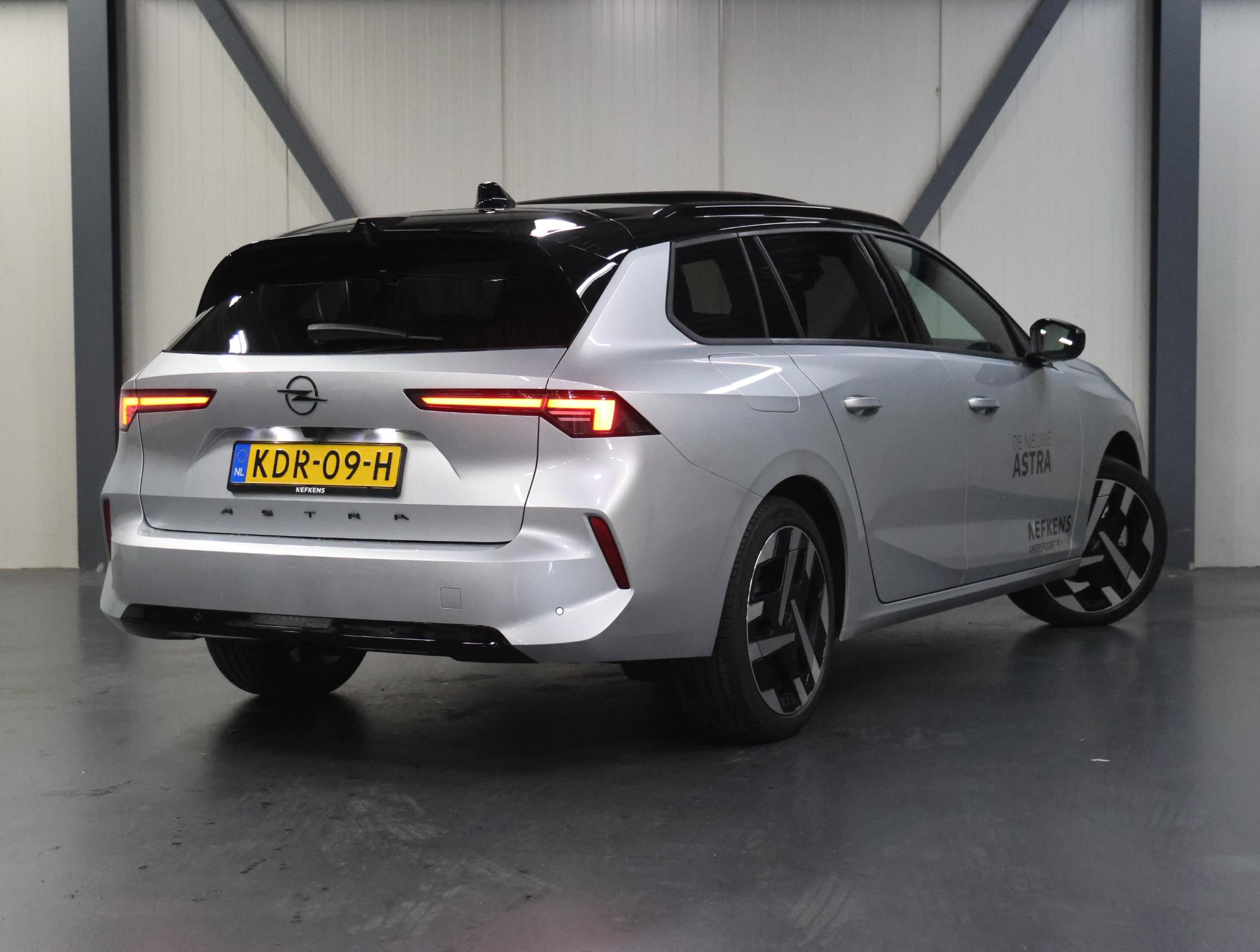 Foto van Opel Astra Sports Tourer