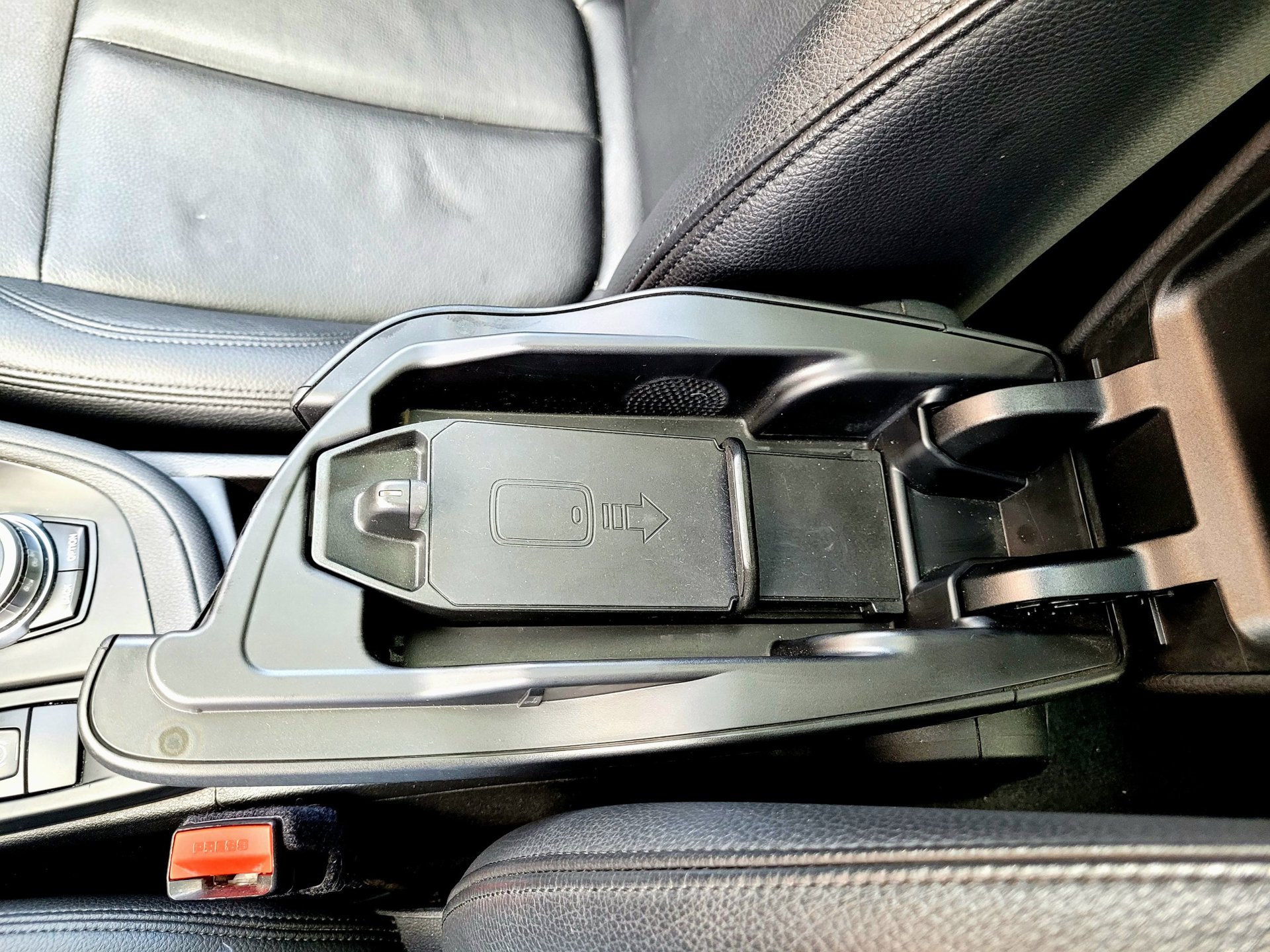 Foto van BMW X1 Xdrive25e