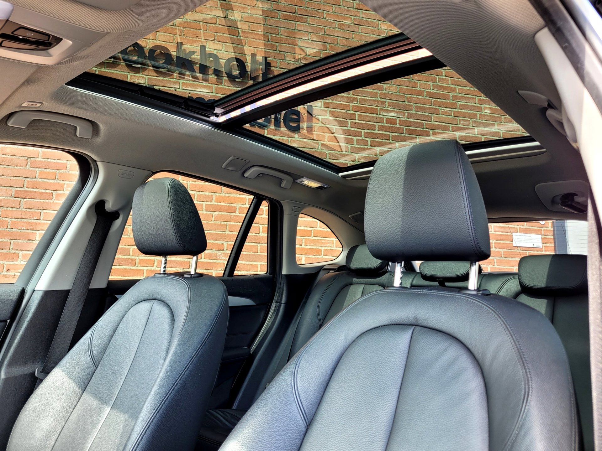 Foto van BMW X1 Xdrive25e