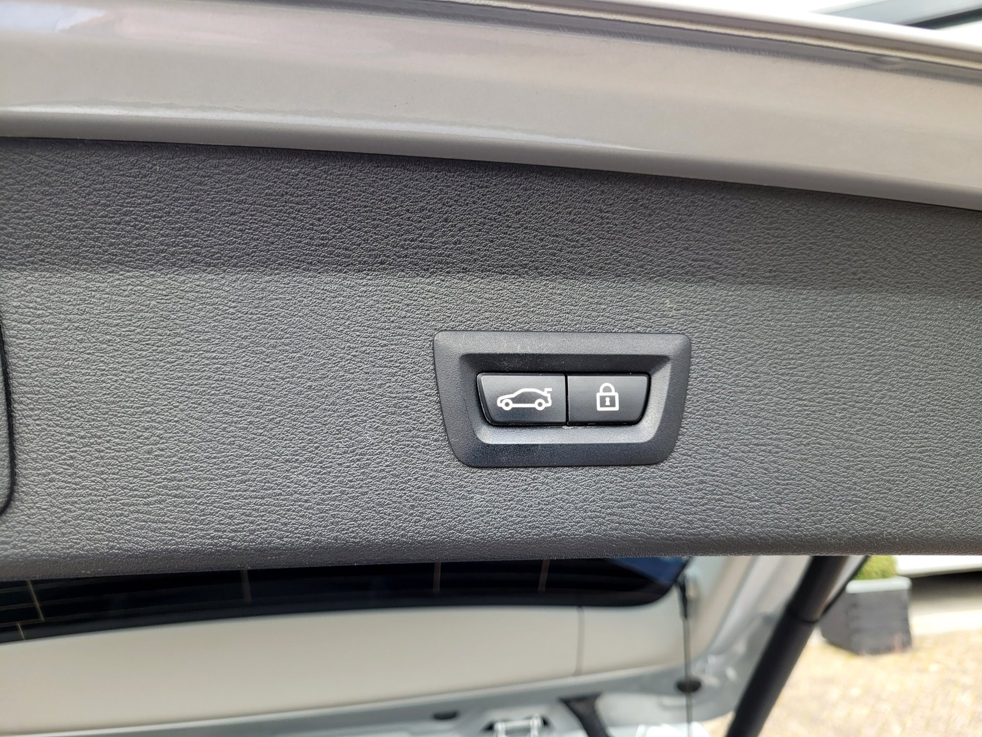 Foto van BMW X1 Xdrive25e