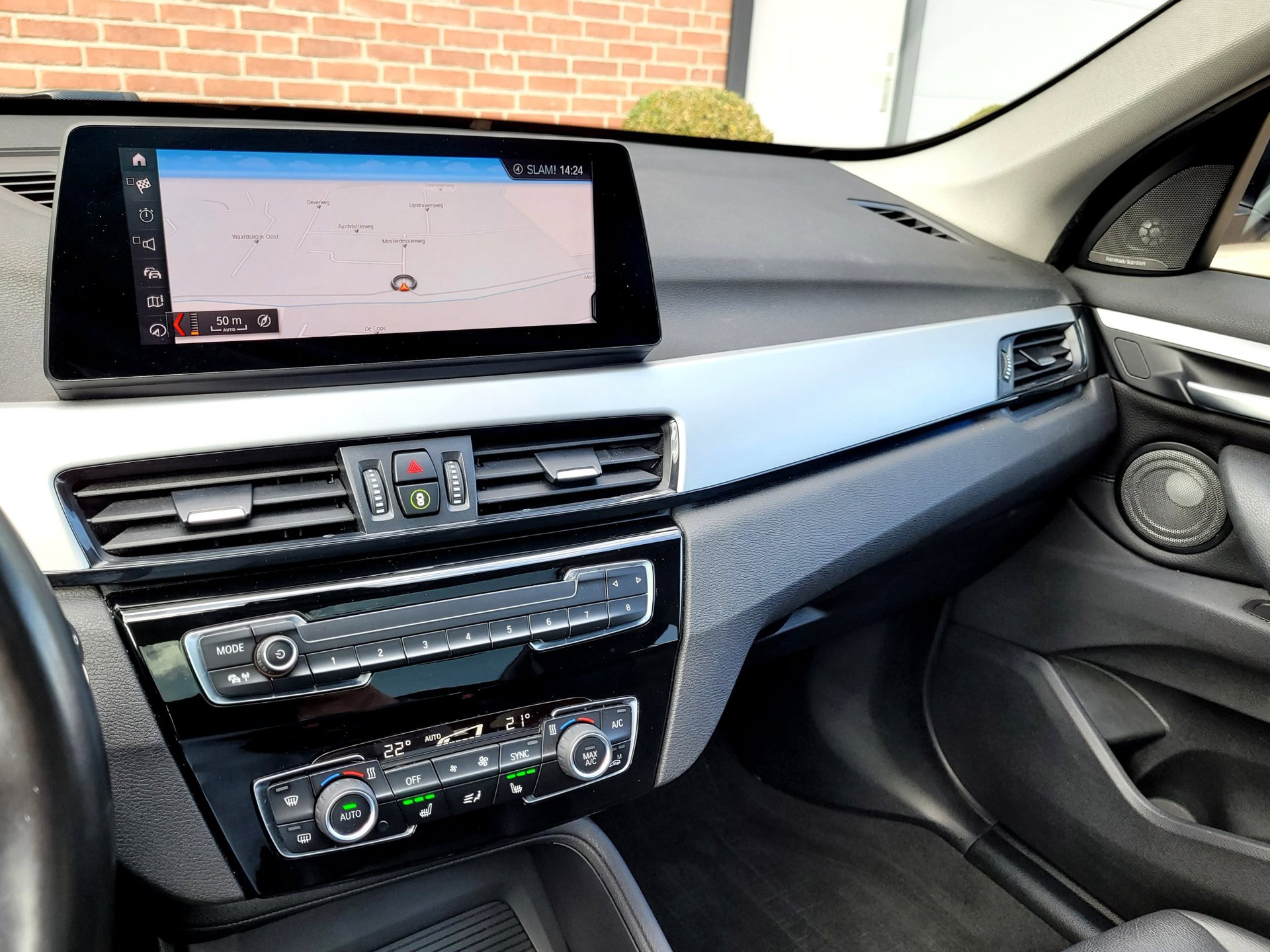 Foto van BMW X1 Xdrive25e