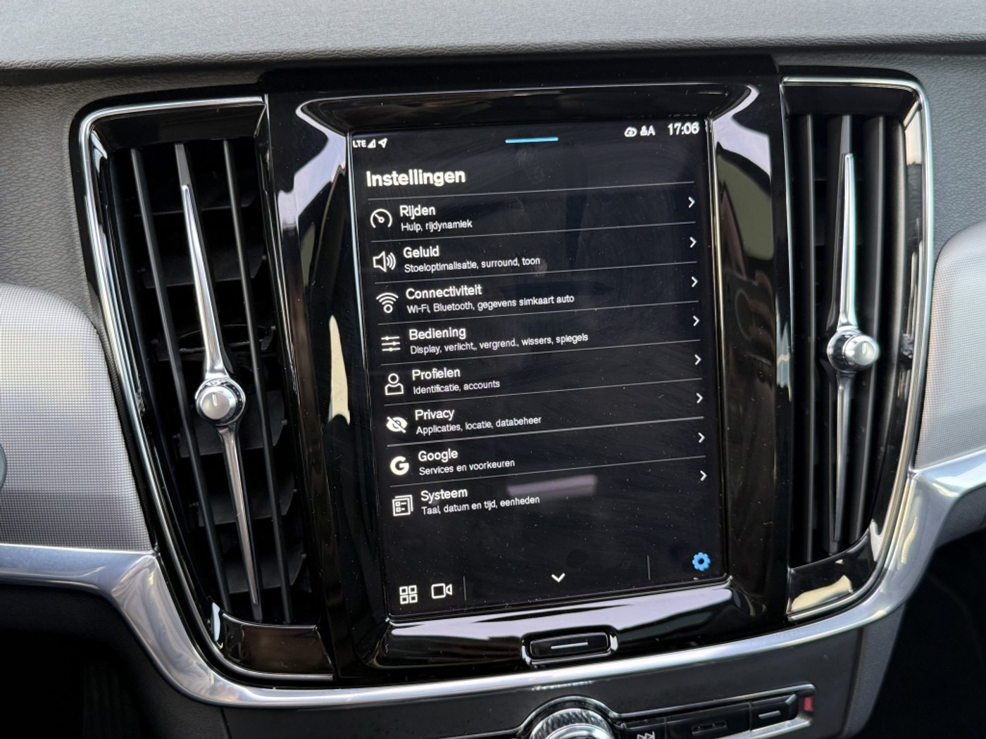 Foto van Volvo V90