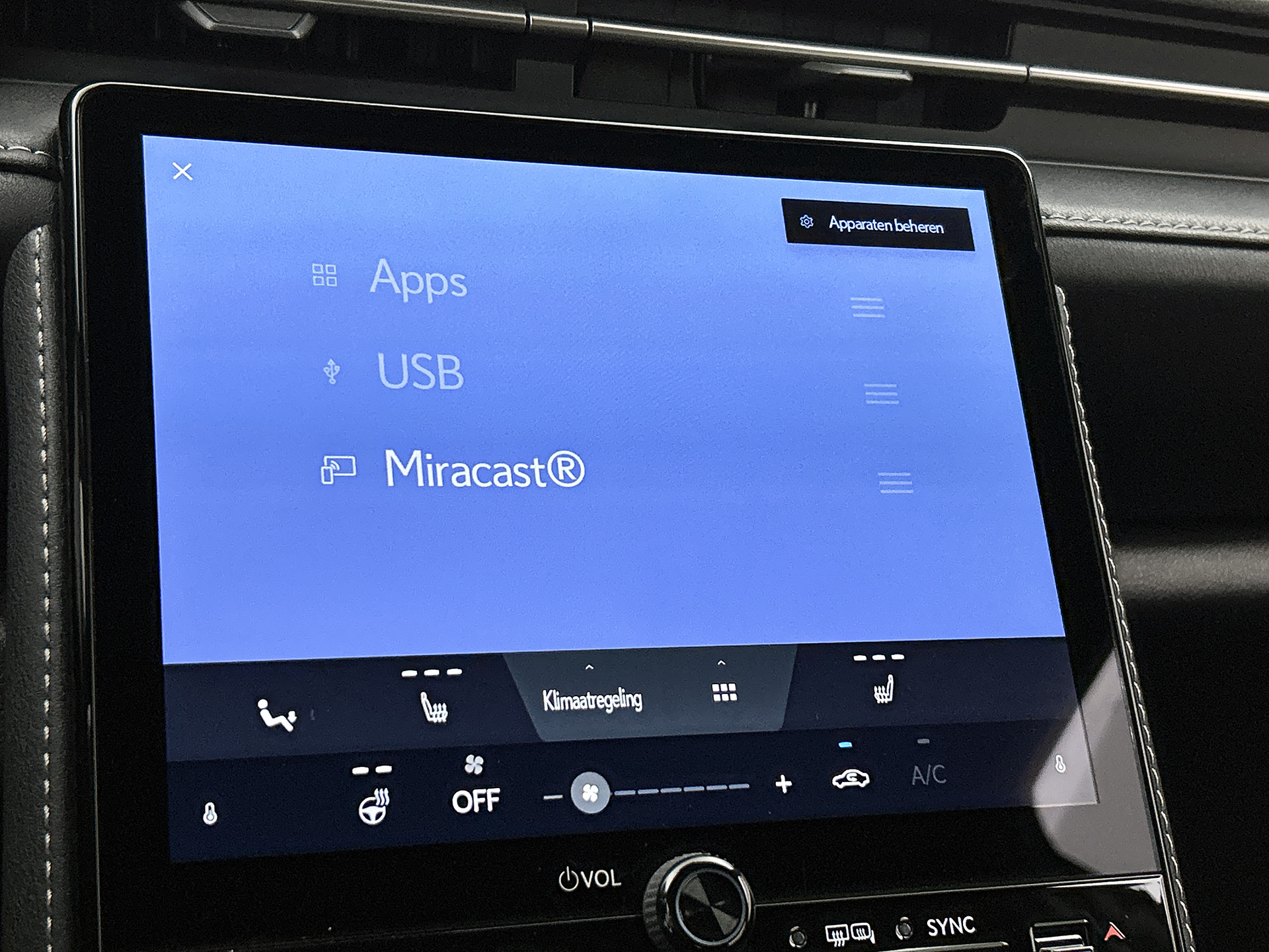Foto van Lexus Lexus LBX