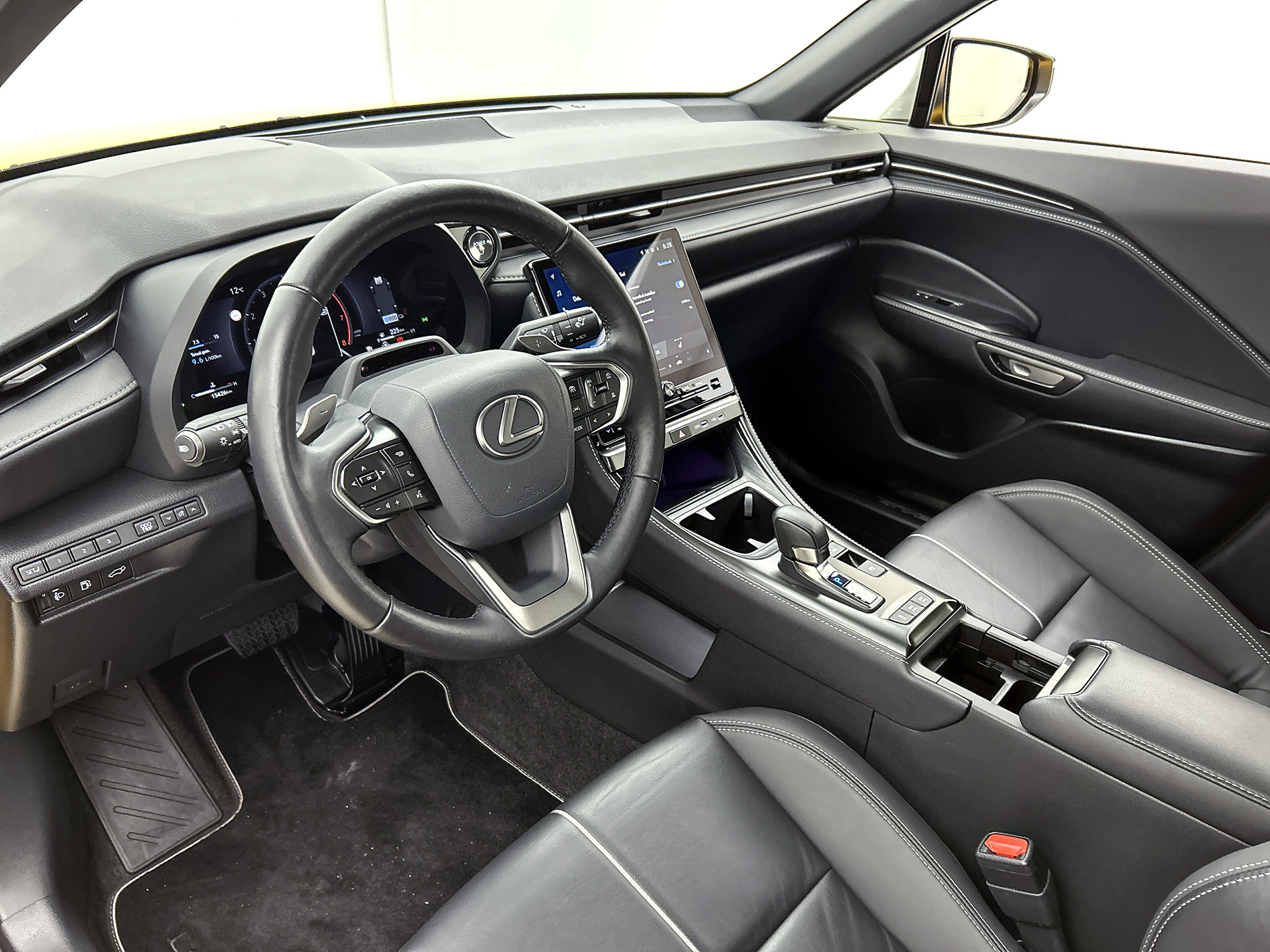 Foto van Lexus Lexus LBX