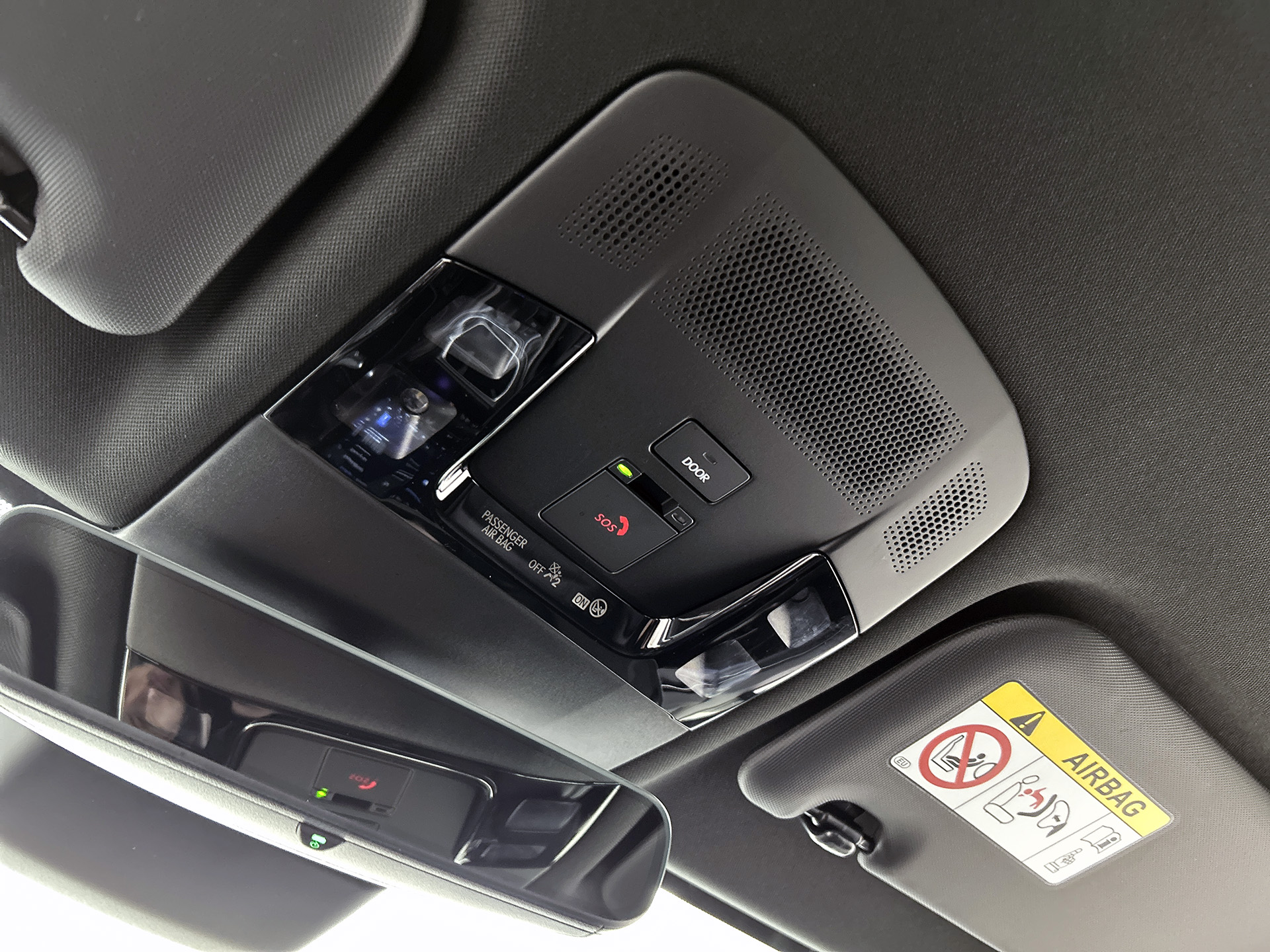 Foto van Lexus Lexus LBX