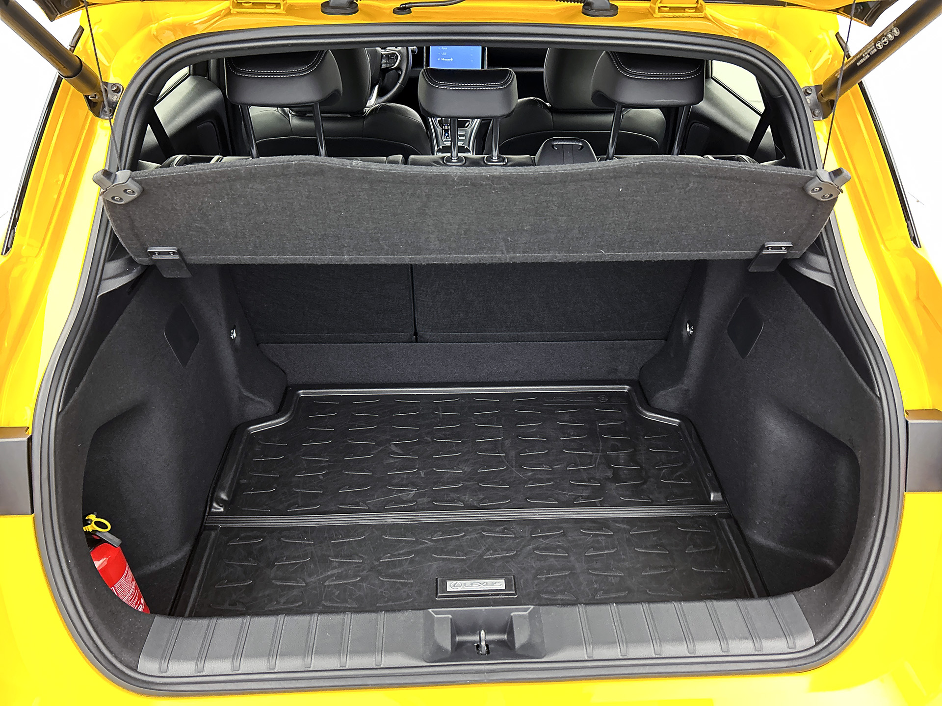 Foto van Lexus Lexus LBX
