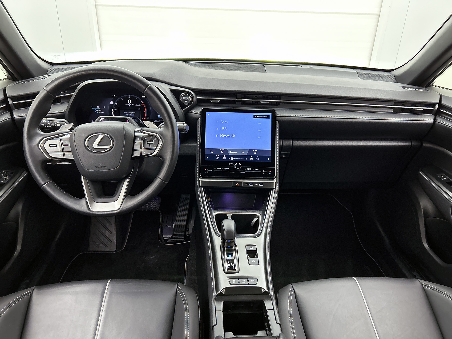 Foto van Lexus Lexus LBX