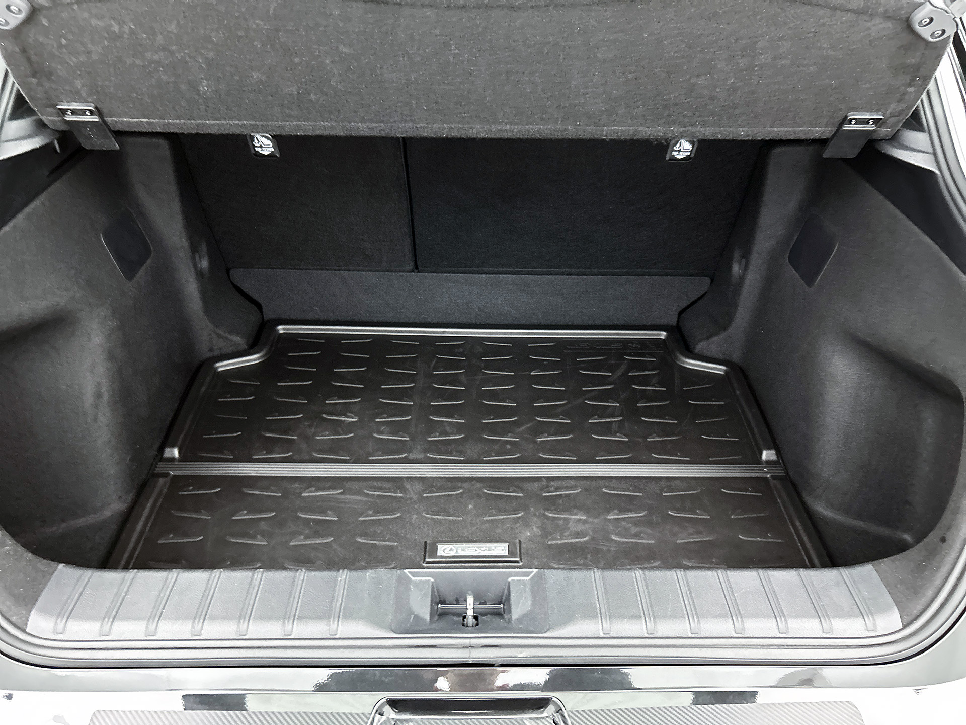 Foto van Lexus Lexus LBX