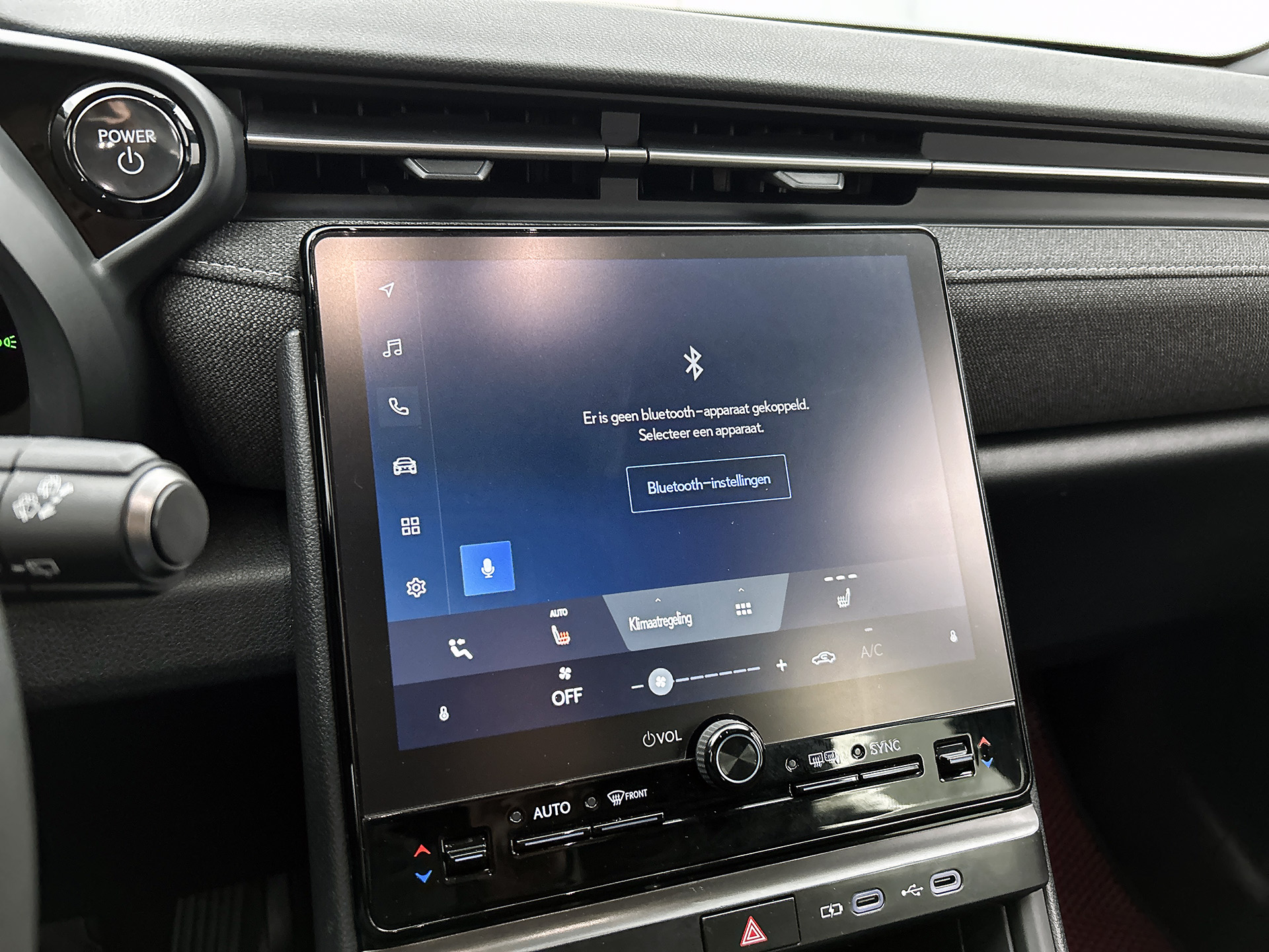 Foto van Lexus Lexus LBX