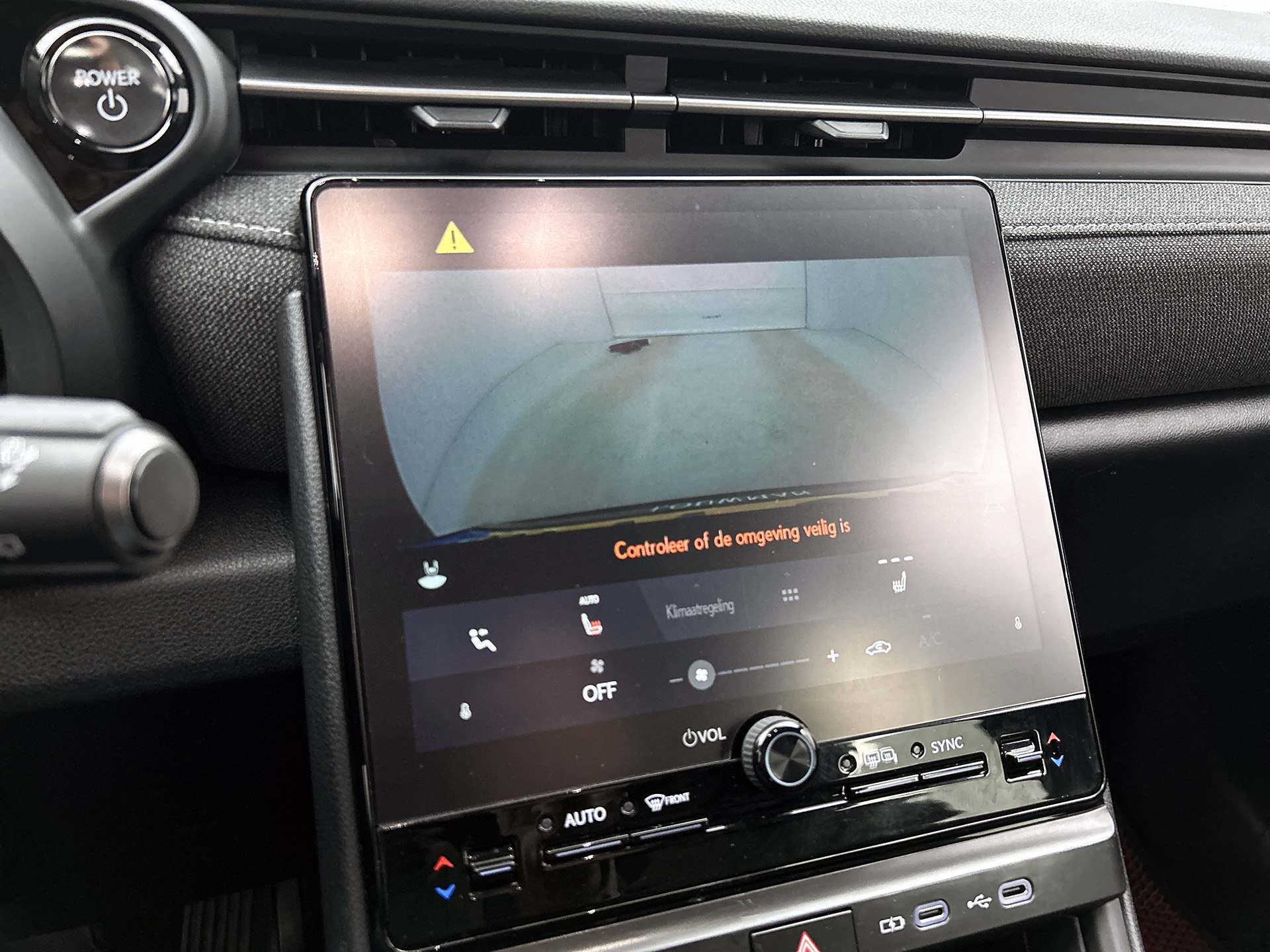 Foto van Lexus Lexus LBX