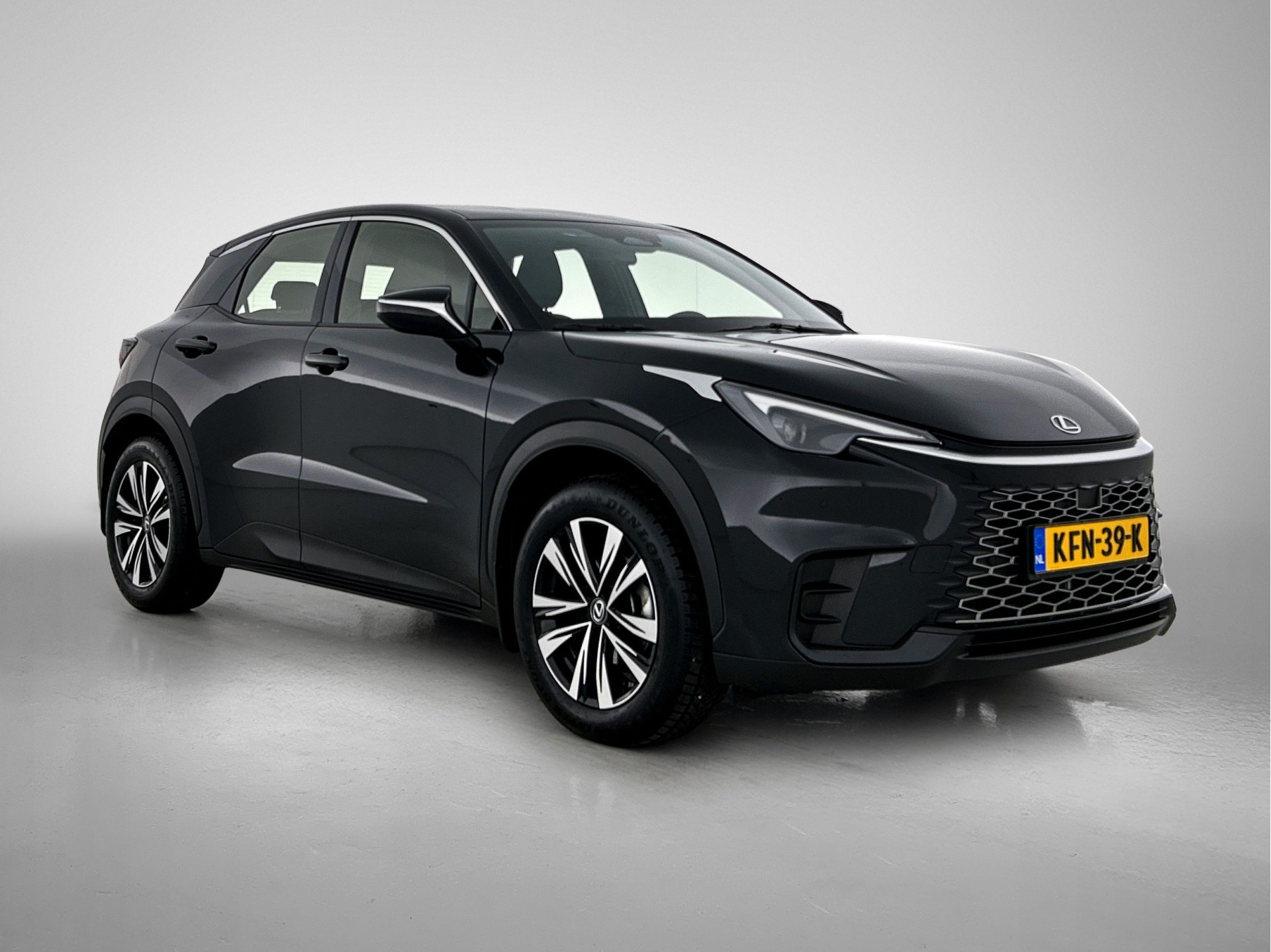 Foto van Lexus Lexus LBX