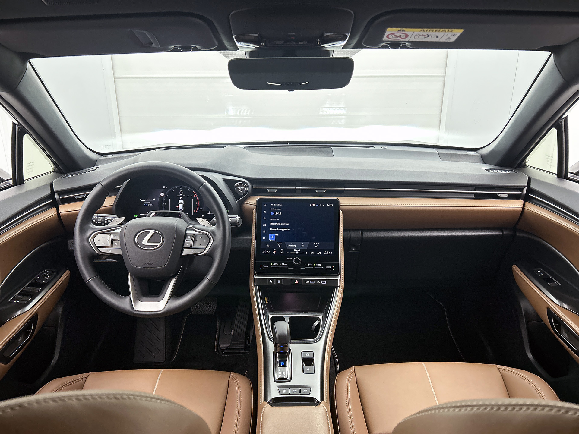 Foto van Lexus Lexus LBX