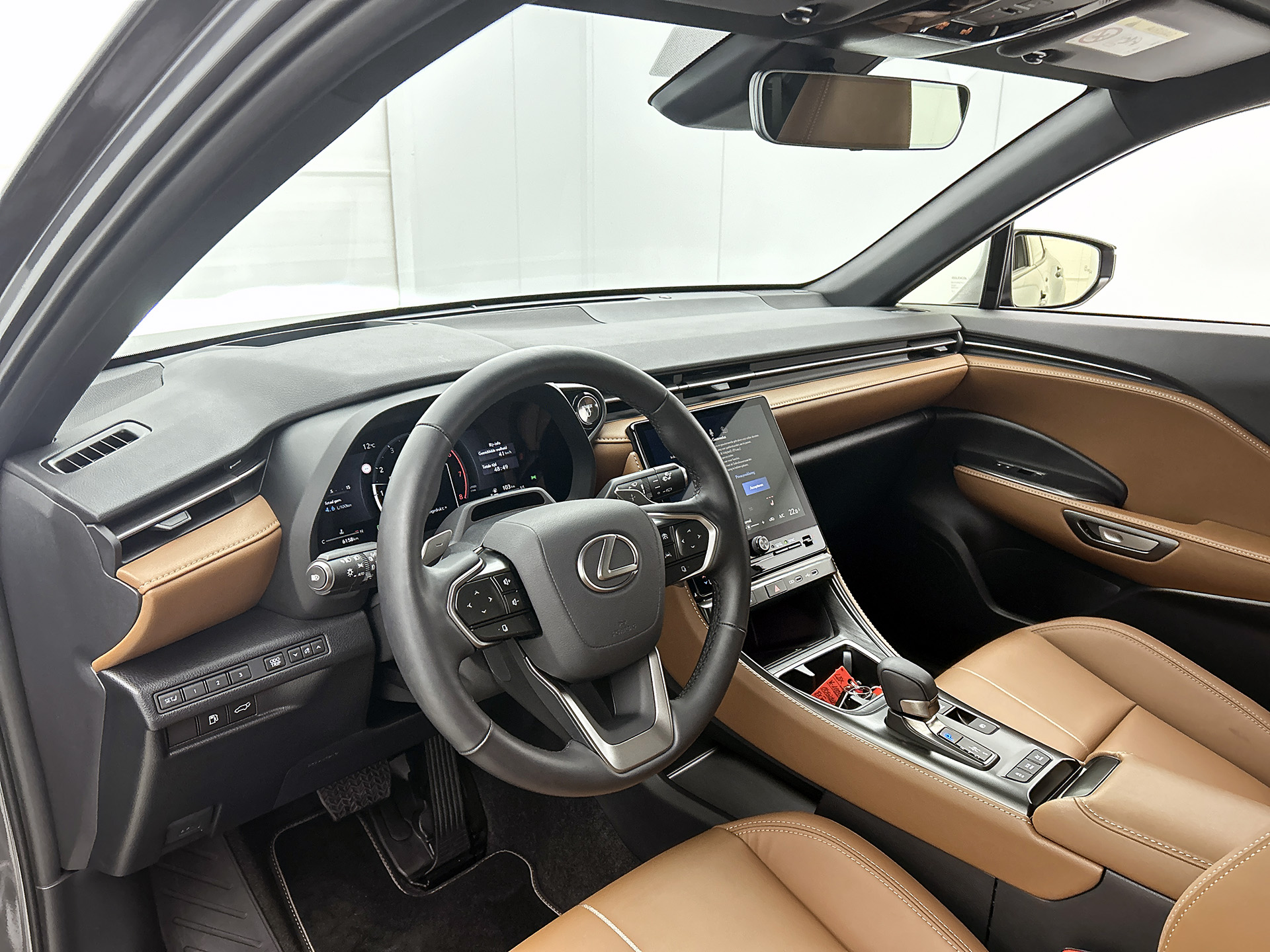 Foto van Lexus Lexus LBX