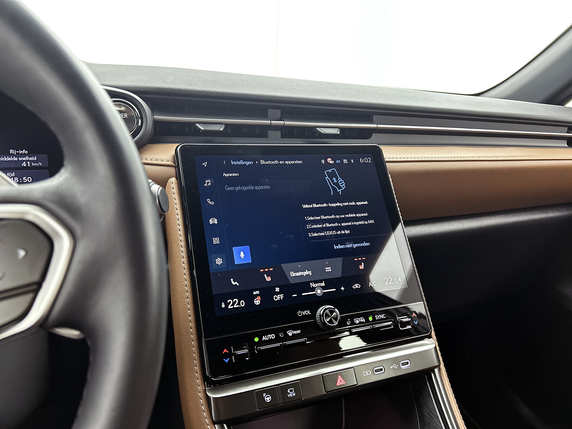 Foto van Lexus Lexus LBX