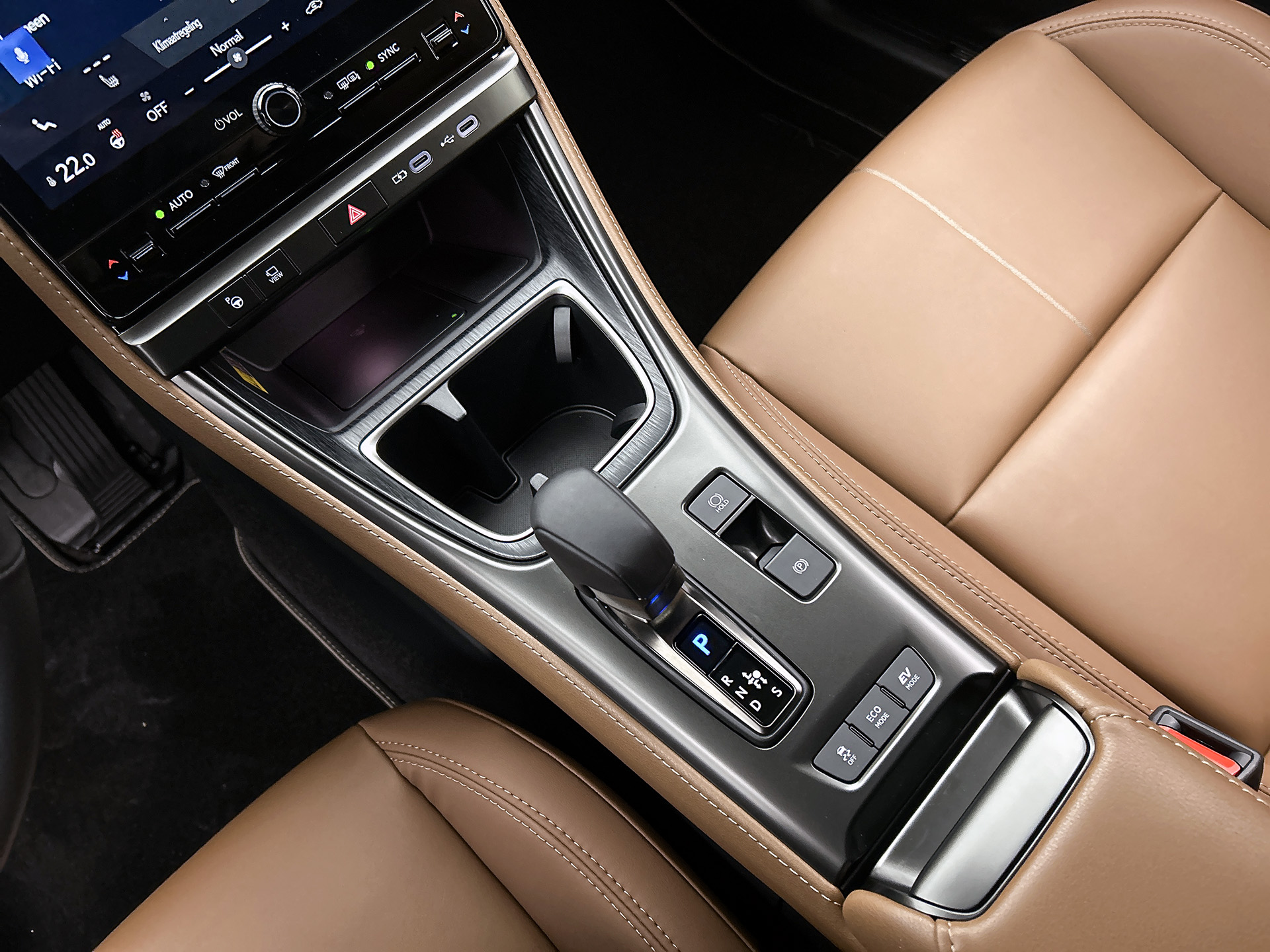 Foto van Lexus Lexus LBX