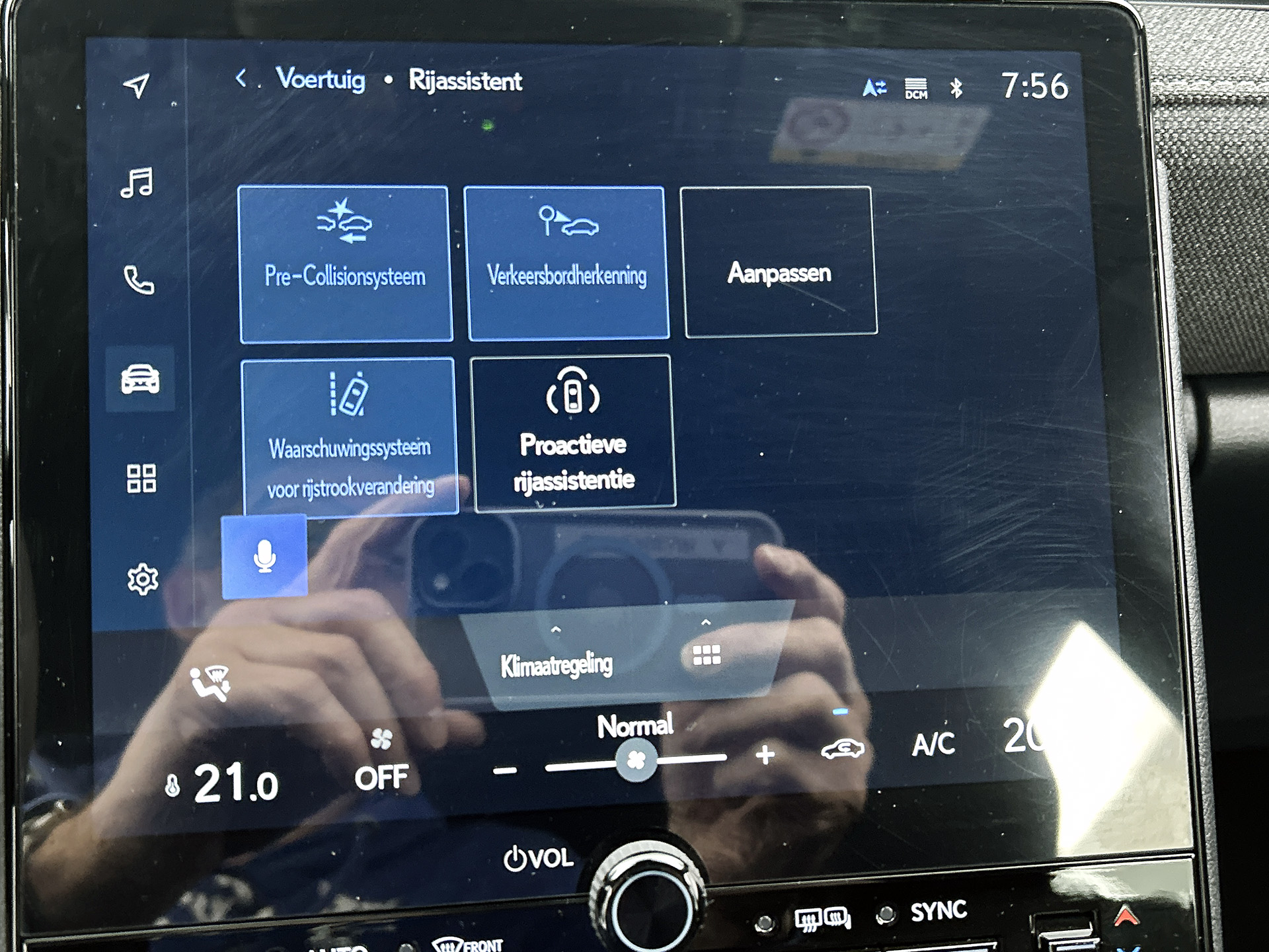 Foto van Lexus Lexus LBX