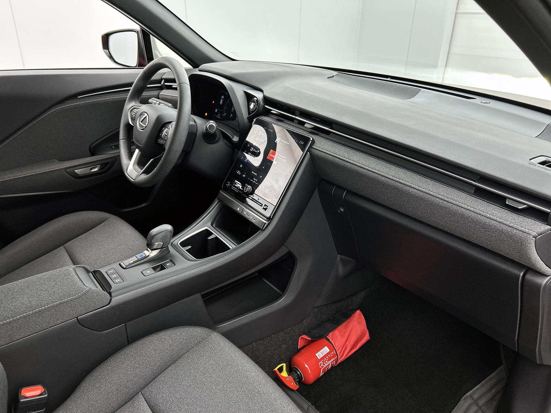 Foto van Lexus Lexus LBX