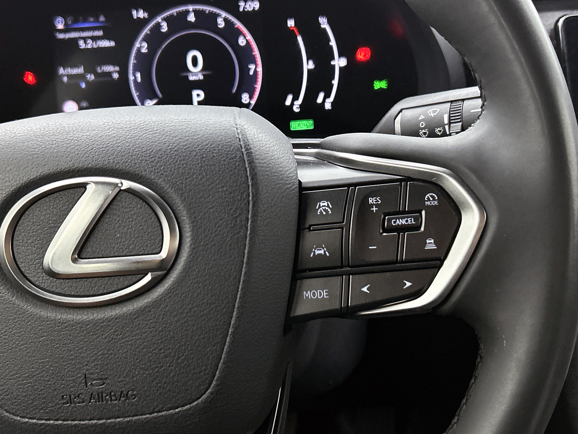 Foto van Lexus Lexus LBX